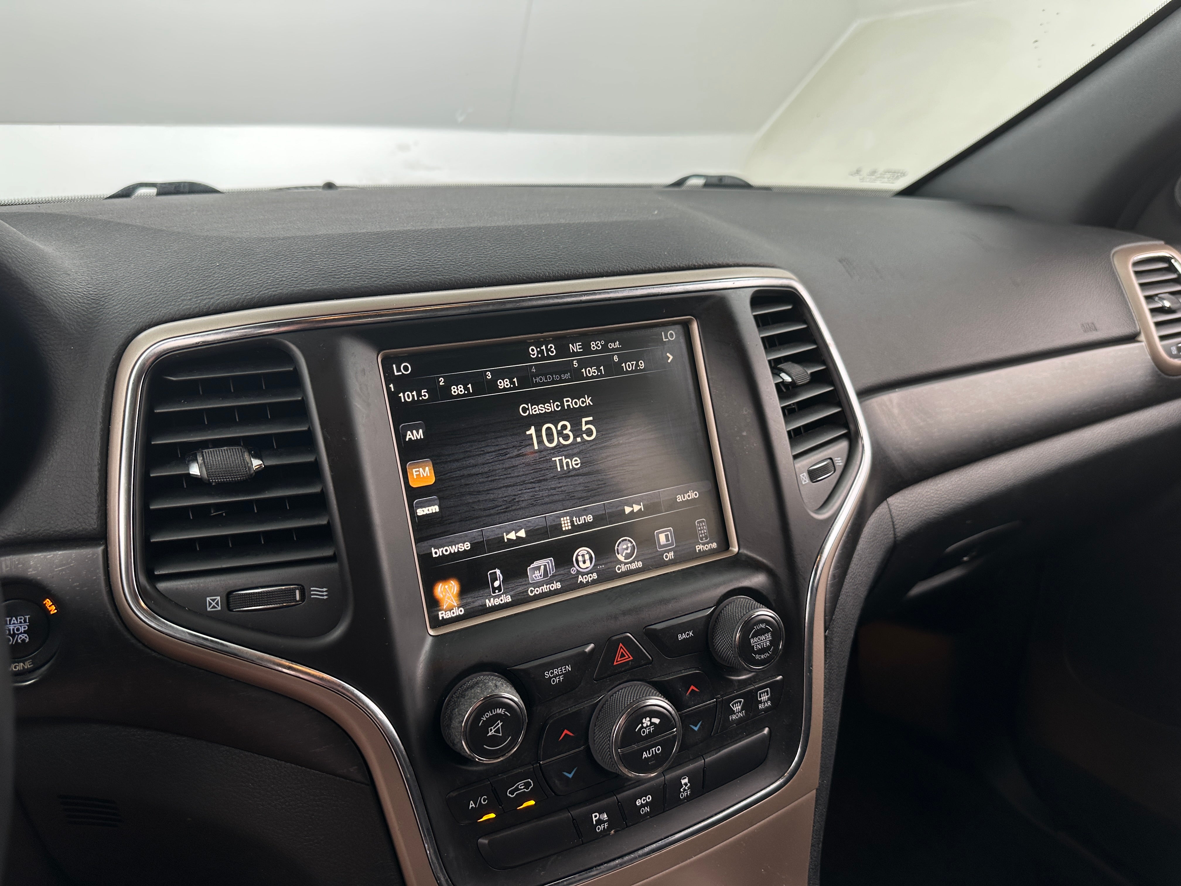 2015 Jeep Grand Cherokee Altitude 4
