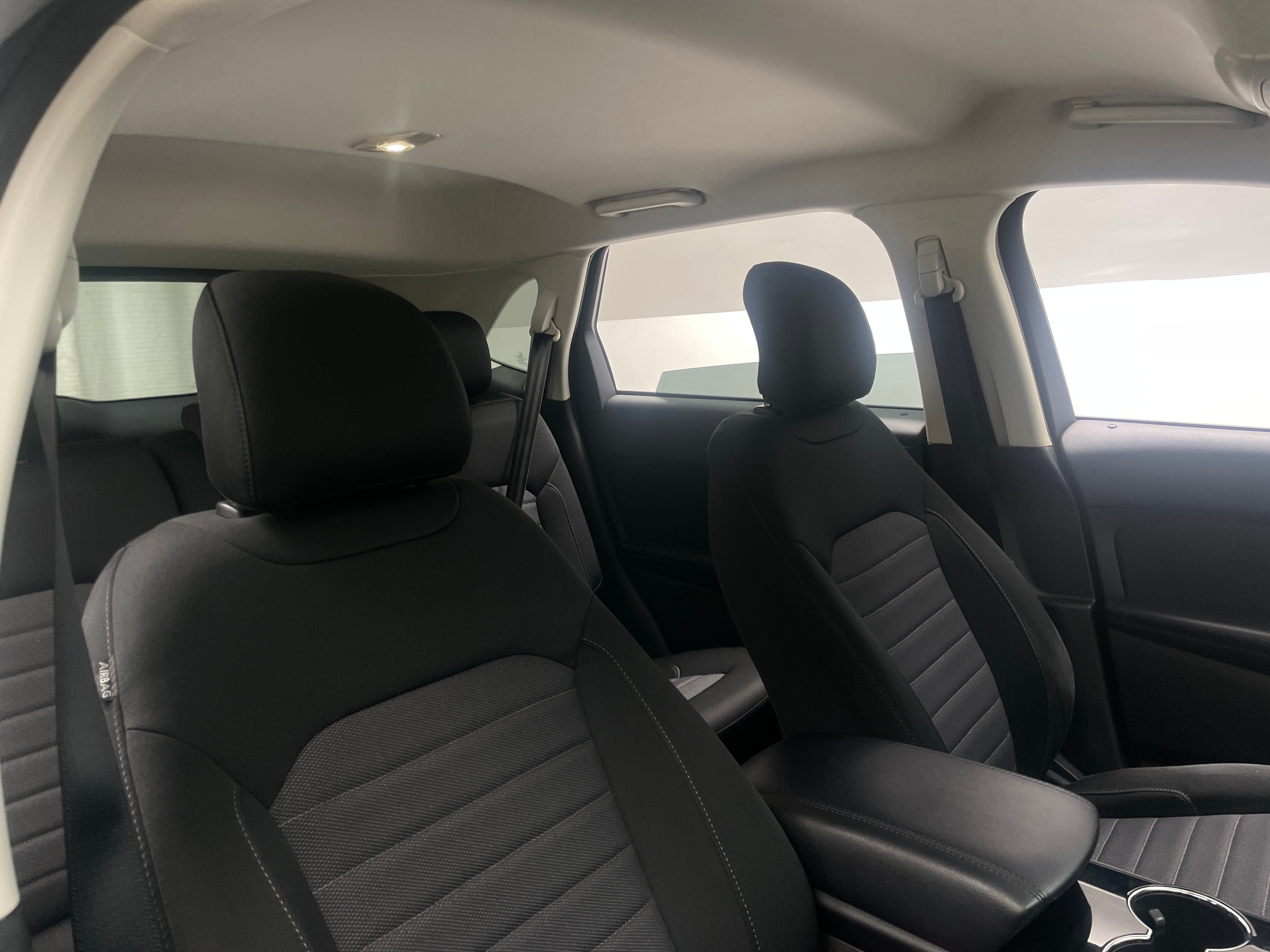 2017 Ford Edge SE 2