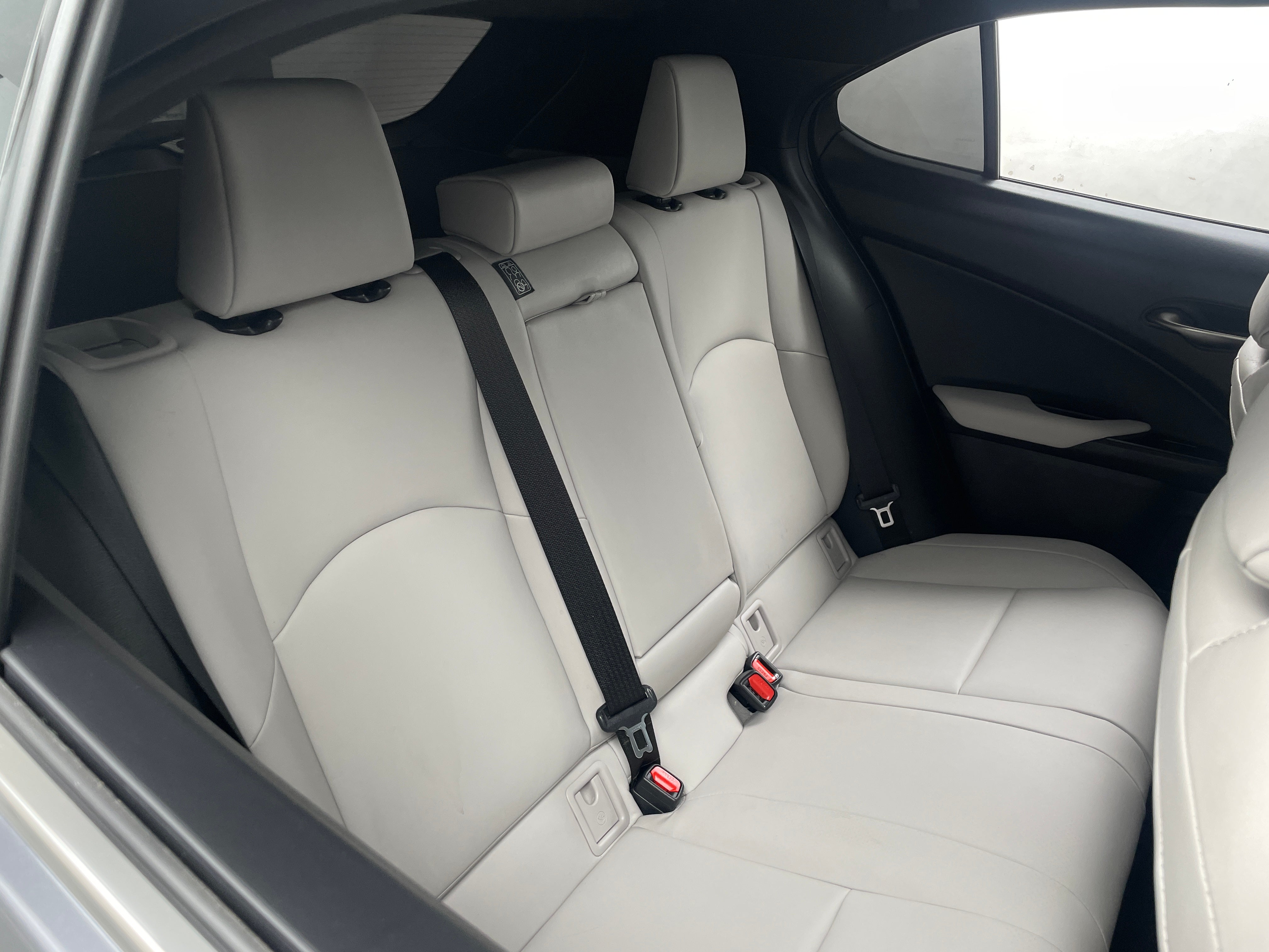 2023 Lexus UX 250h 6