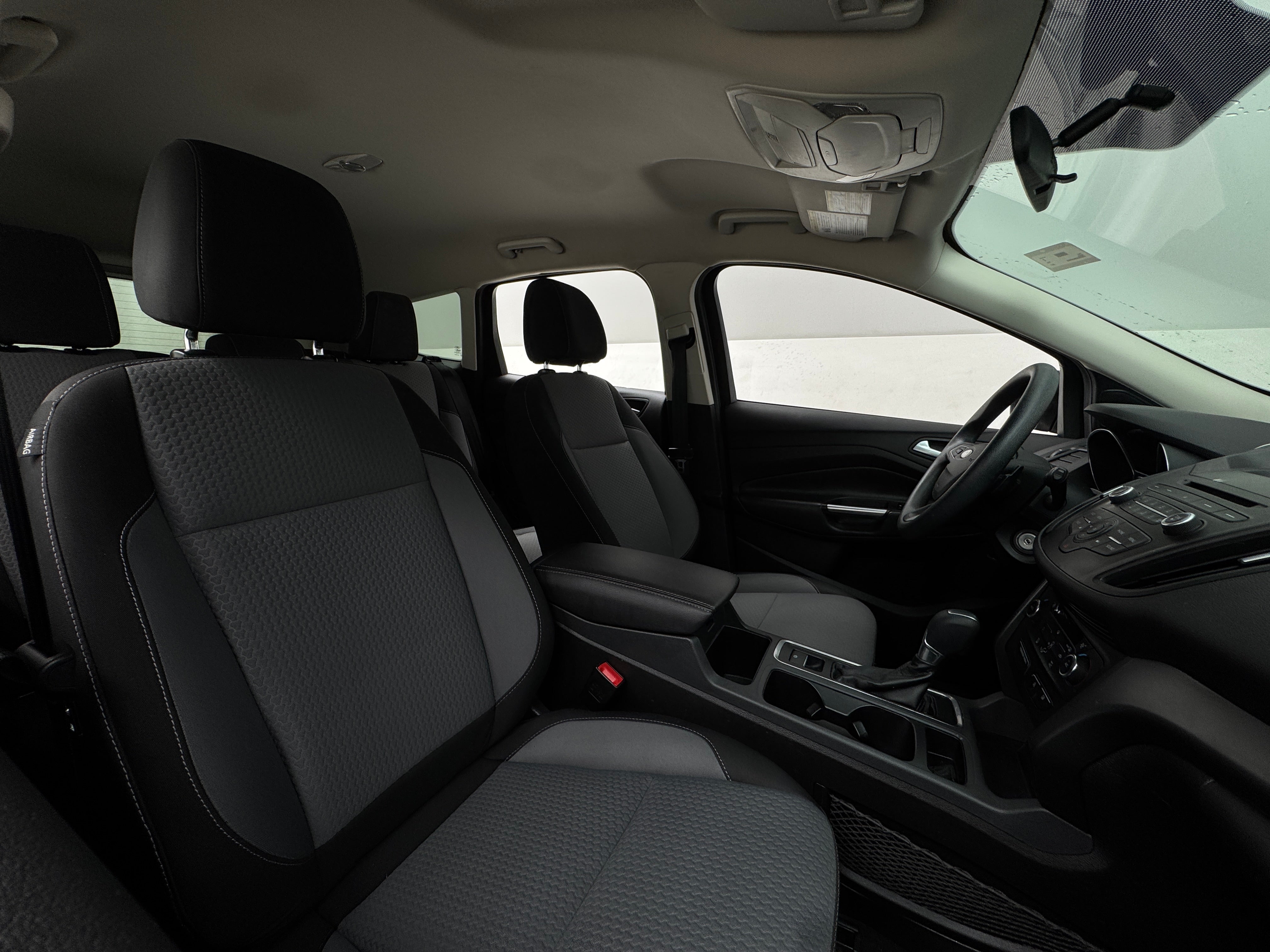 2017 Ford Escape SE 2