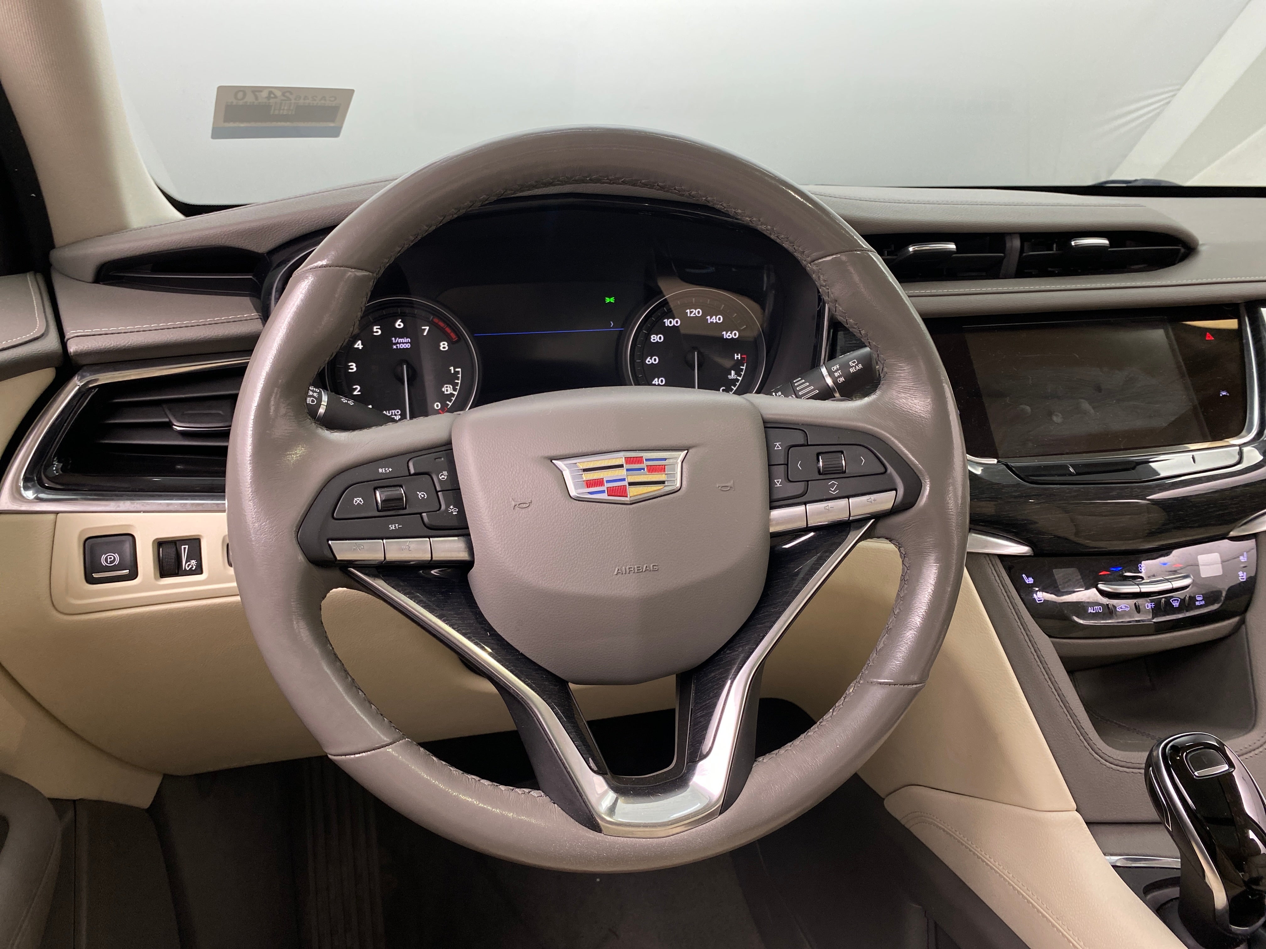 2022 Cadillac XT6 Premium Luxury 4