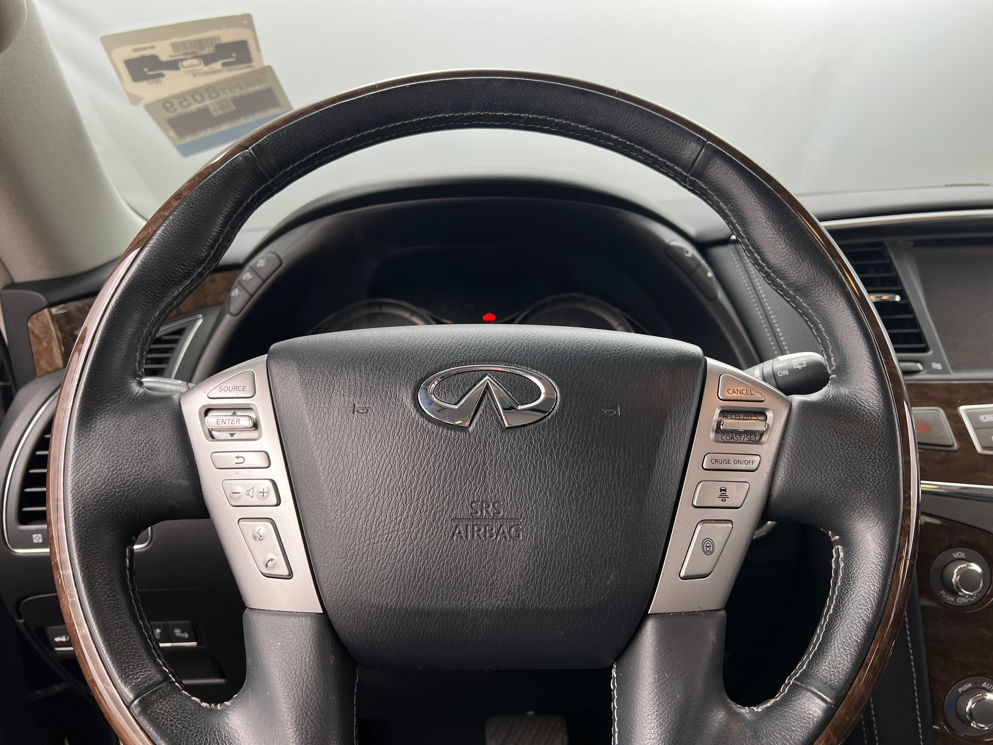 2017 INFINITI QX80 Base 4