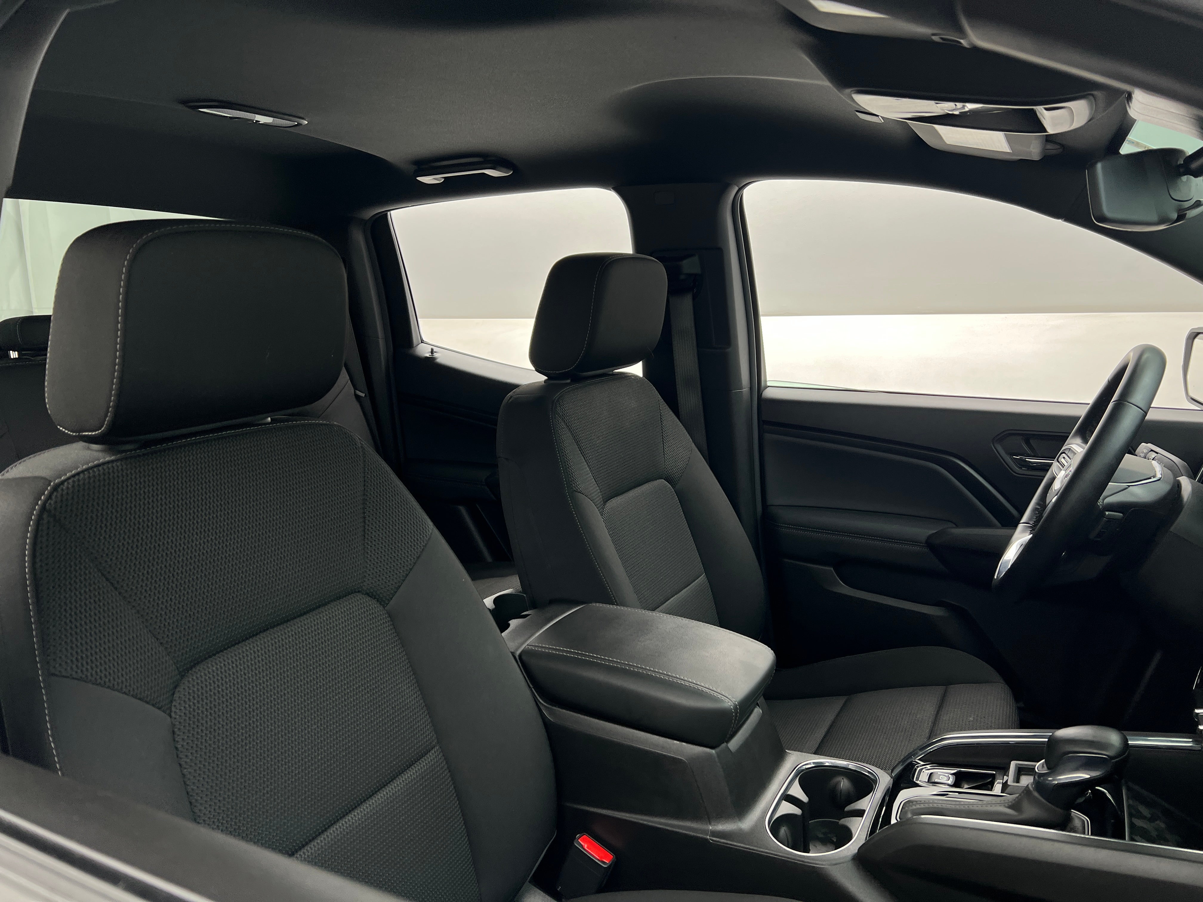2024 GMC Canyon Elevation 2