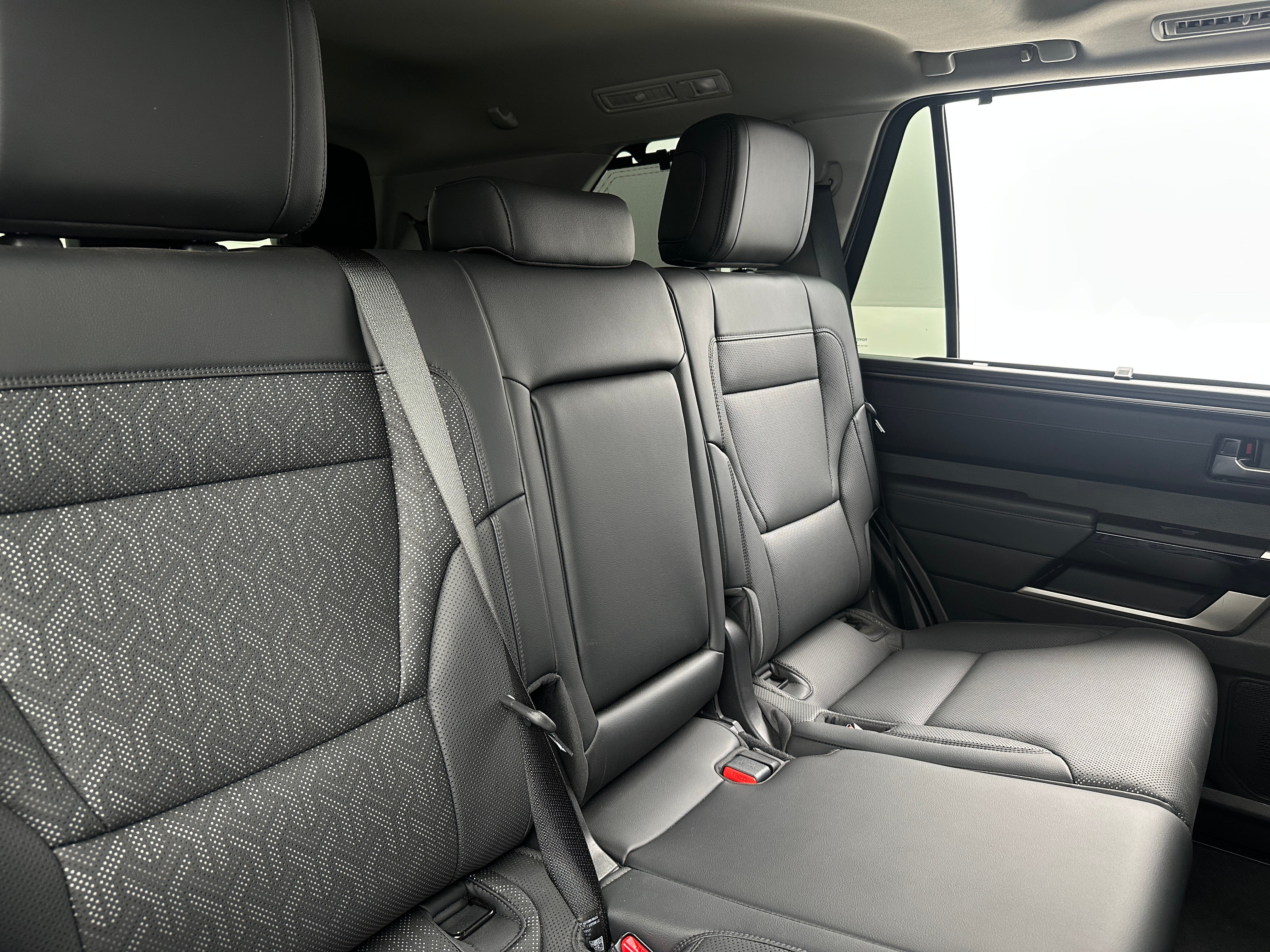 2023 Toyota Sequoia Limited 6
