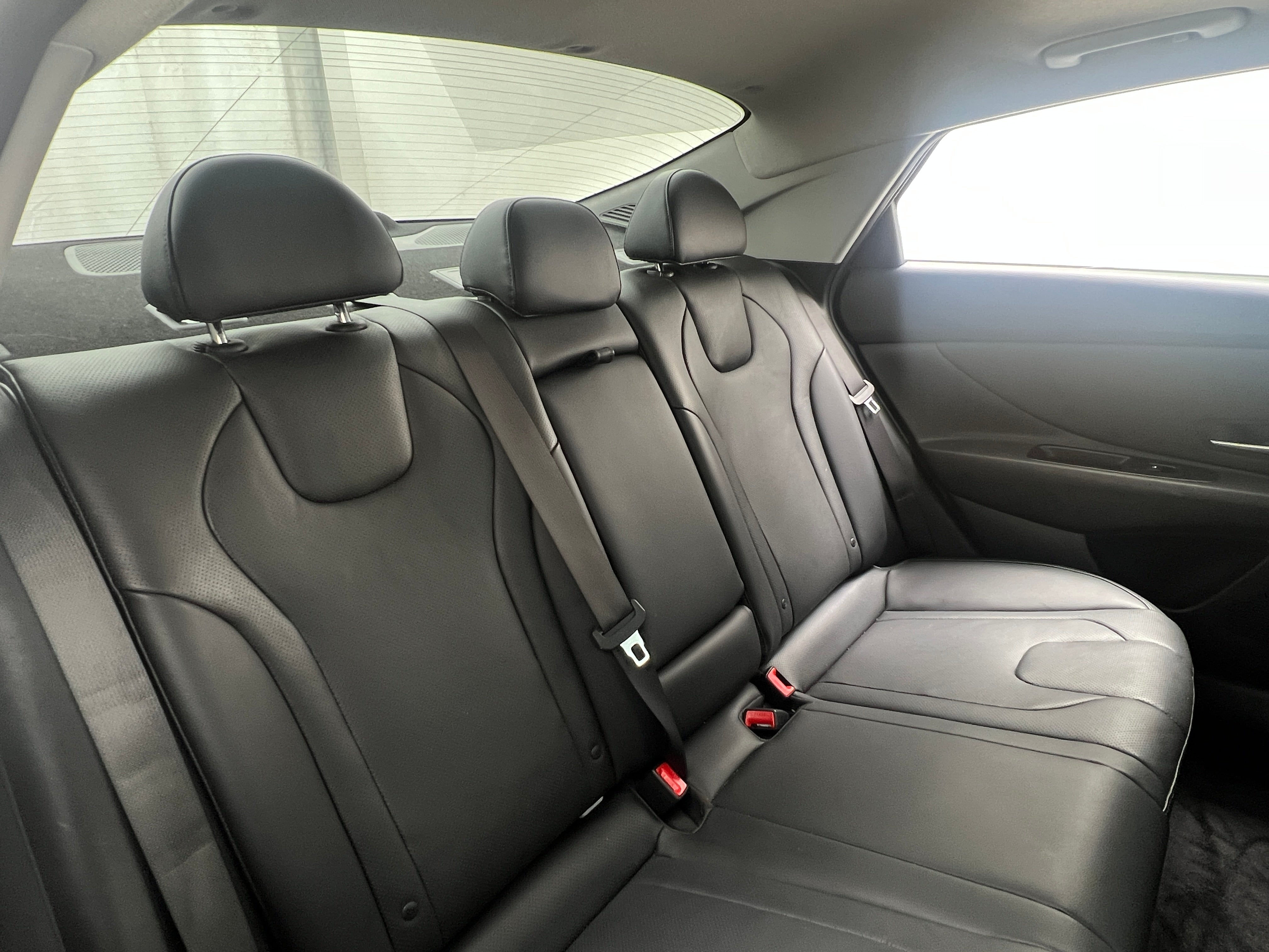 2021 Hyundai Elantra Limited Edition 5