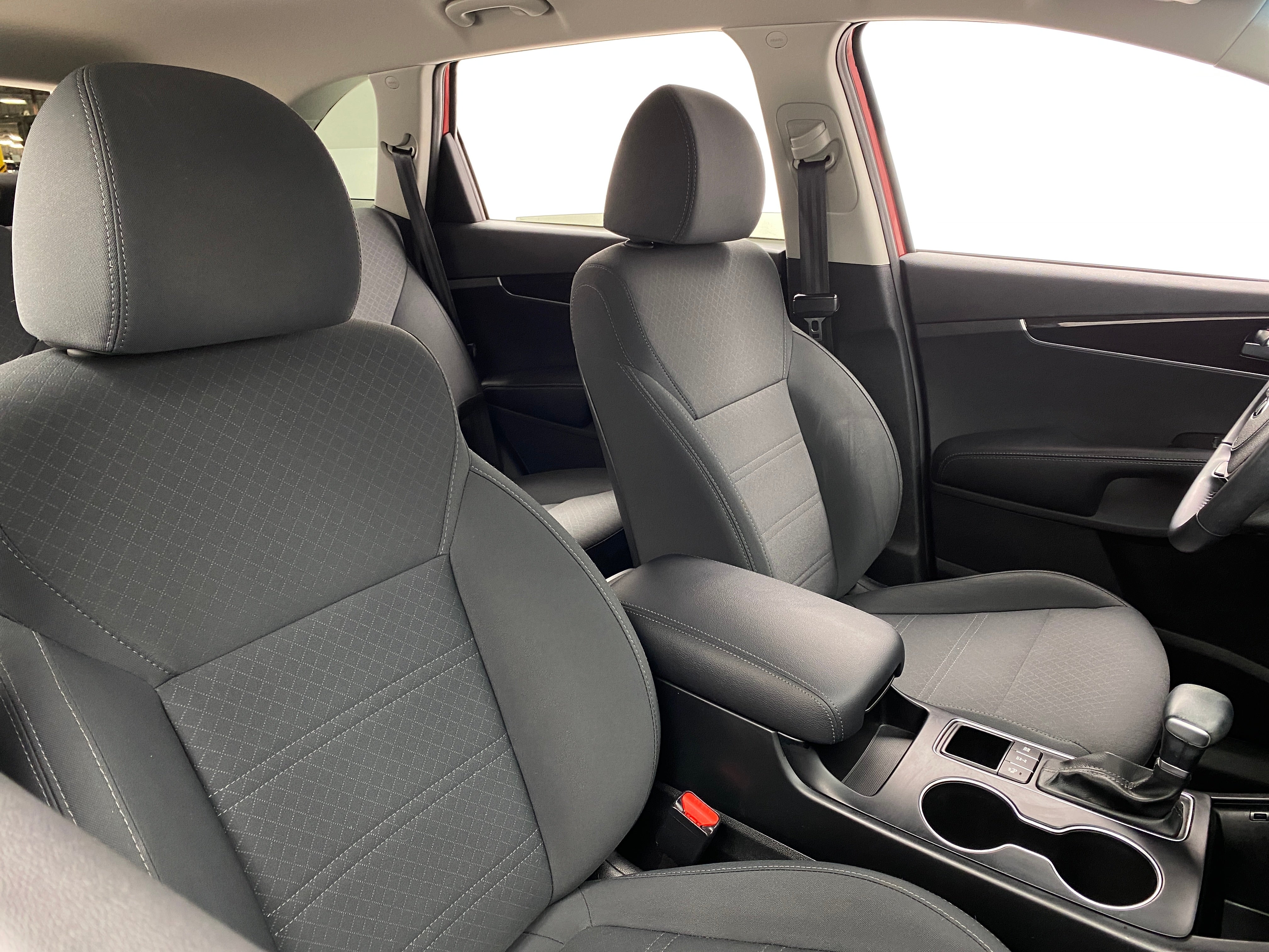 2020 Kia Sorento LX 2