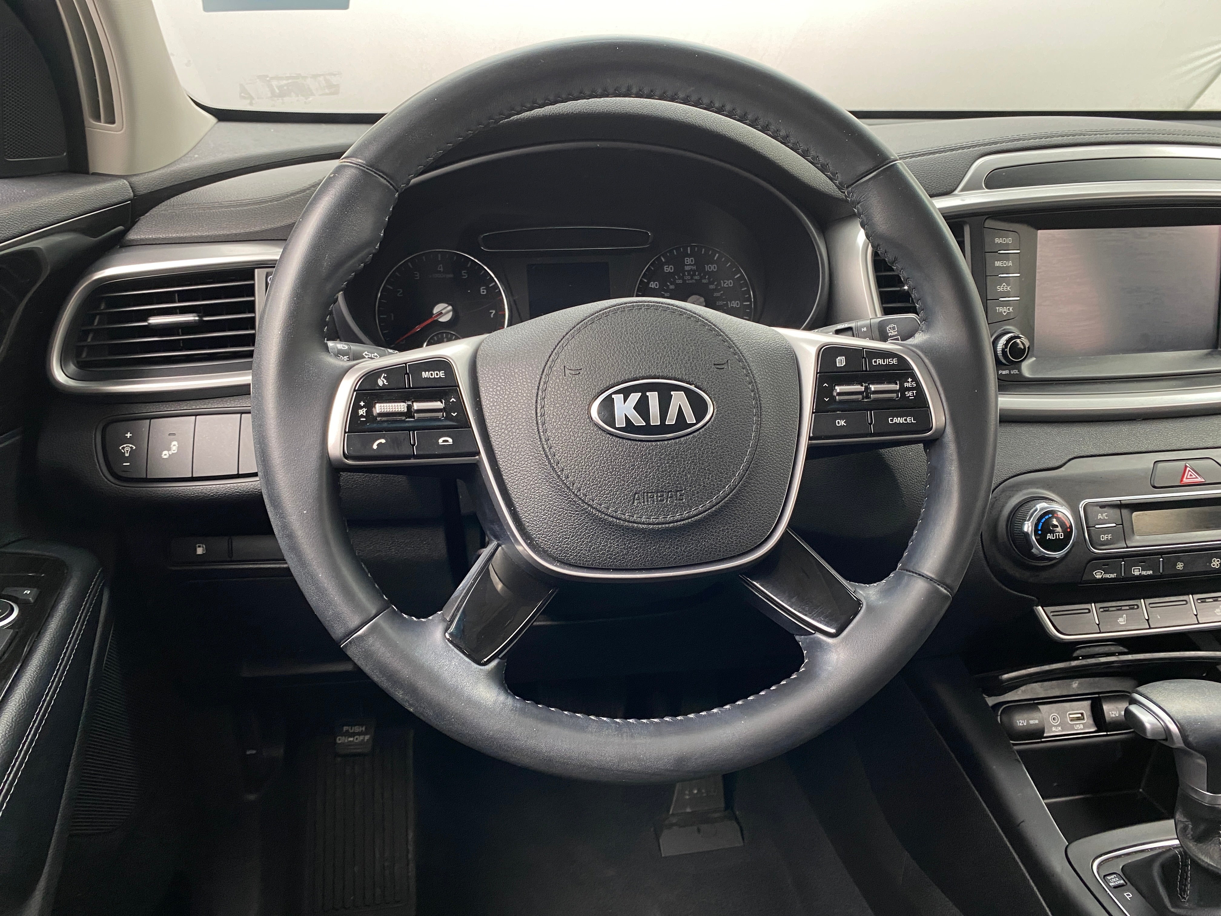 2020 Kia Sorento LX 5