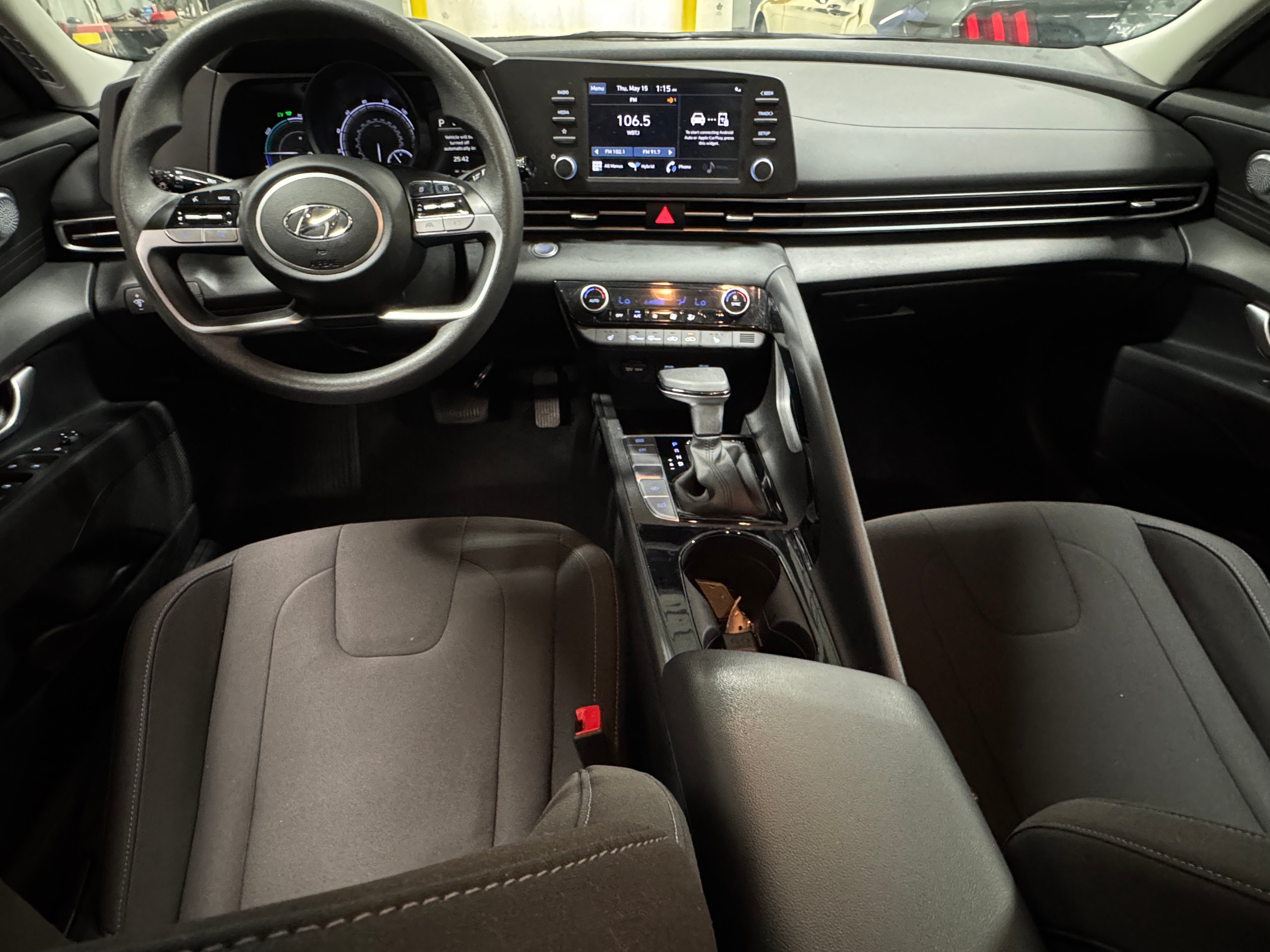 2023 Hyundai Elantra Blue 3