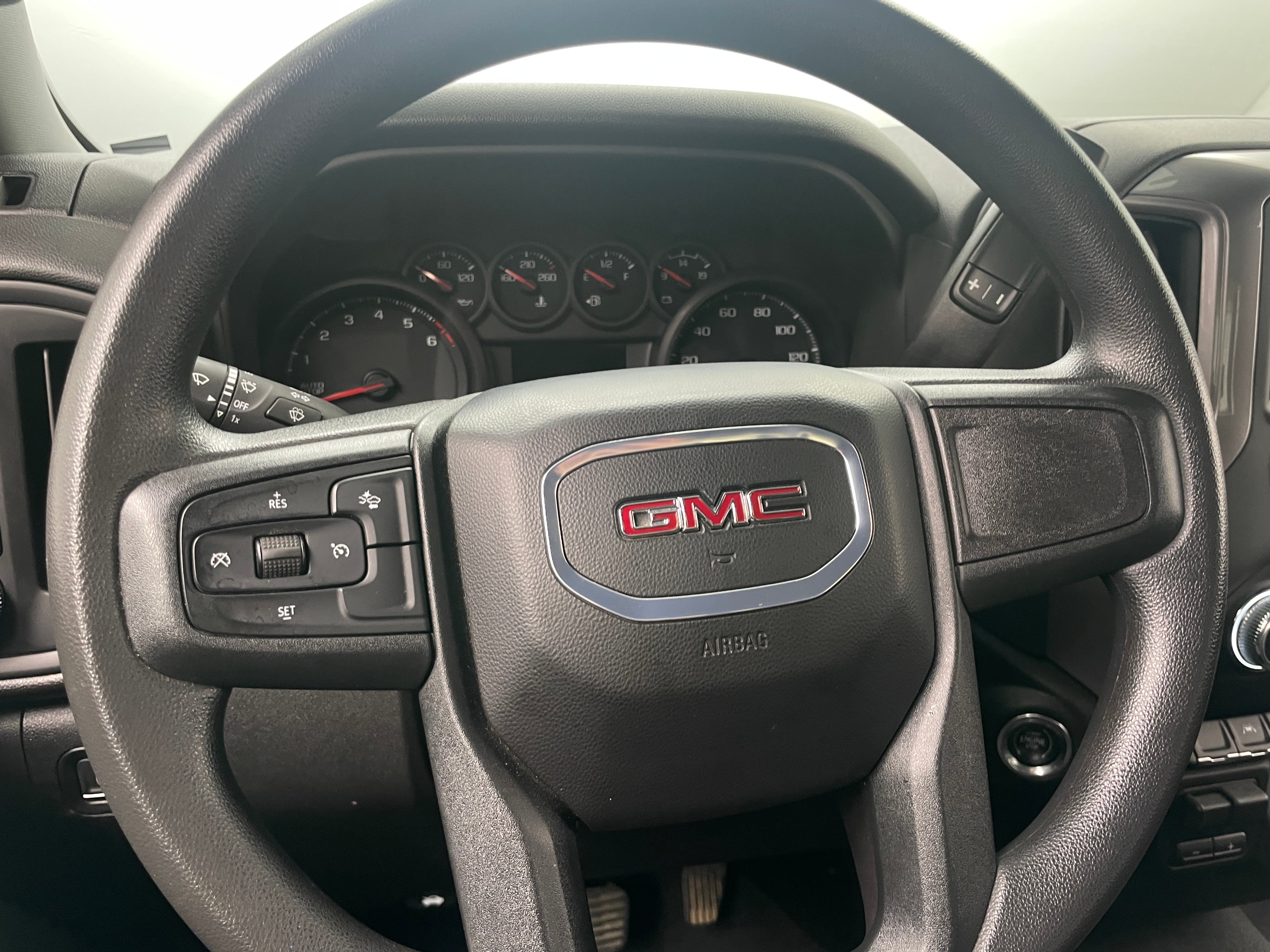 2024 GMC Sierra 1500 Pro 5