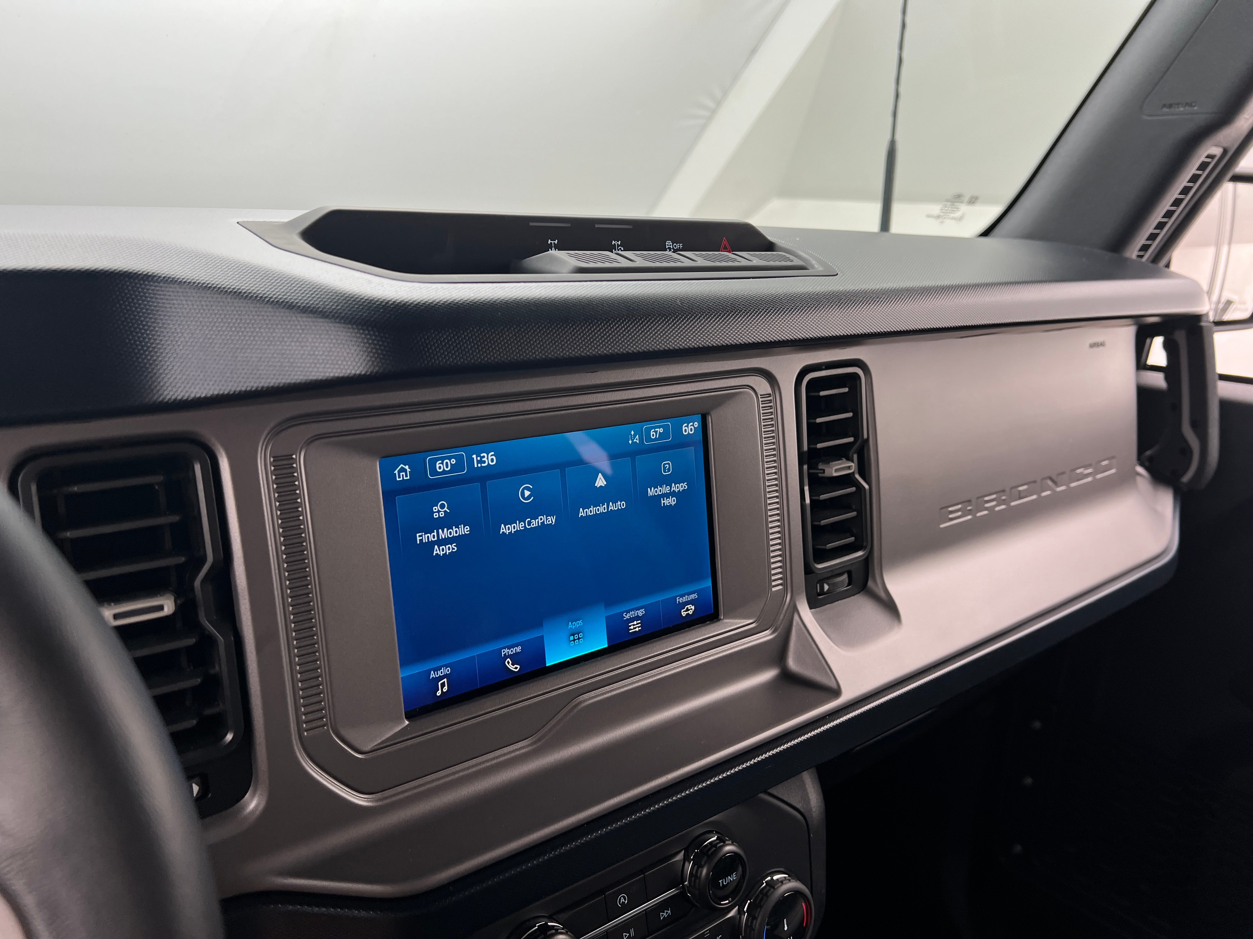 2022 Ford Bronco Outer Banks 4