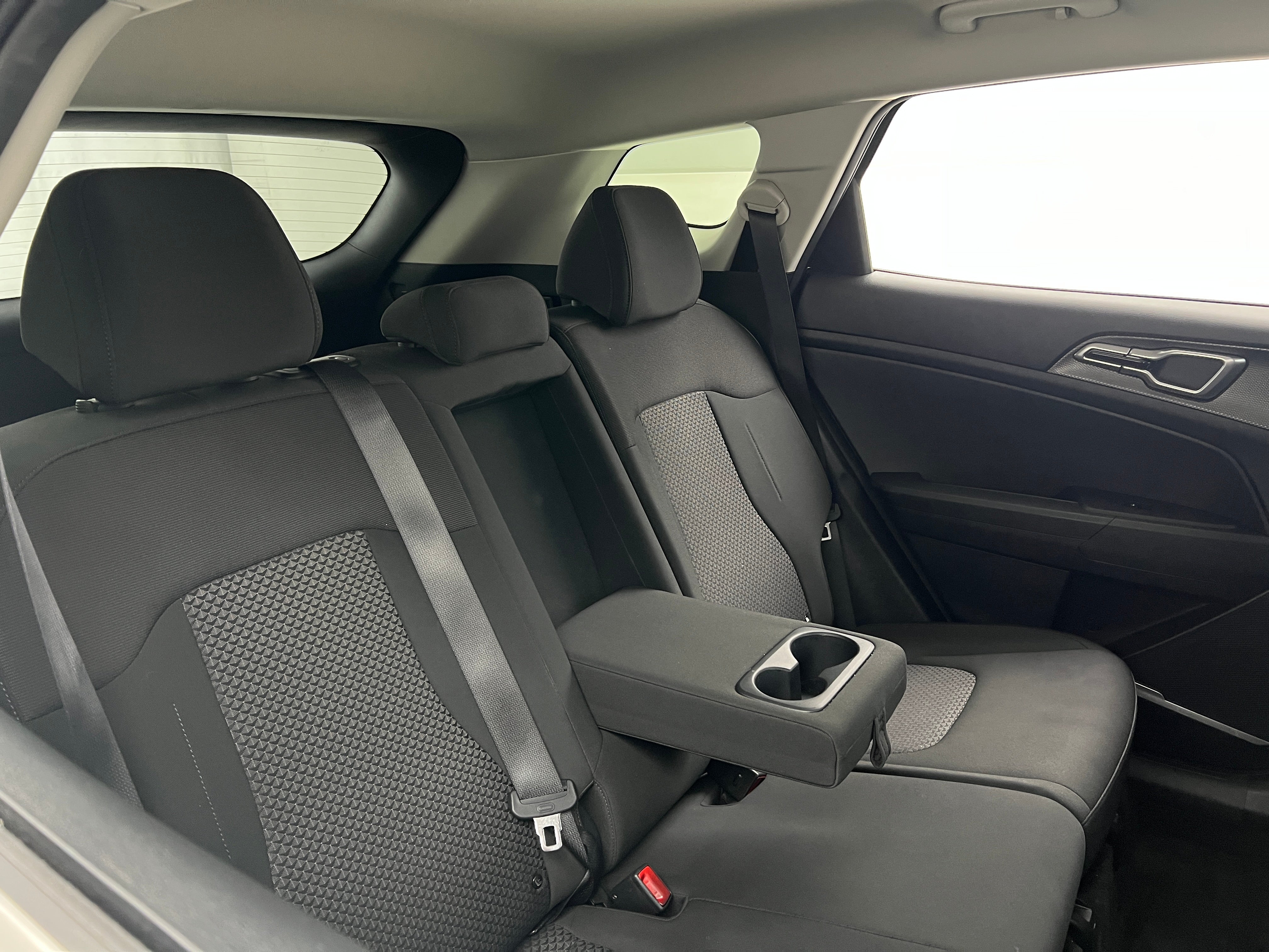 2023 Kia Sportage LX 6