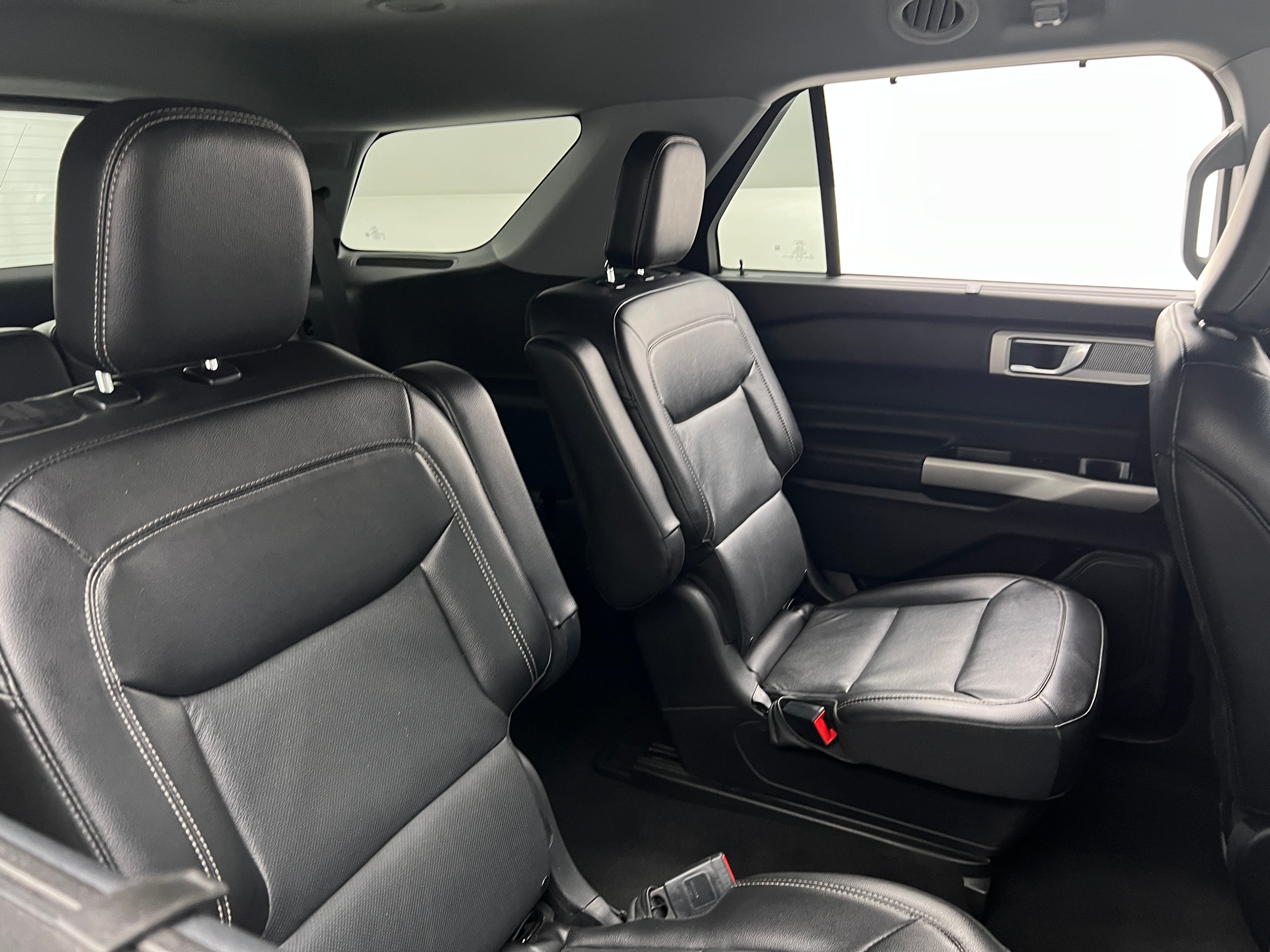 2022 Ford Explorer Limited 5