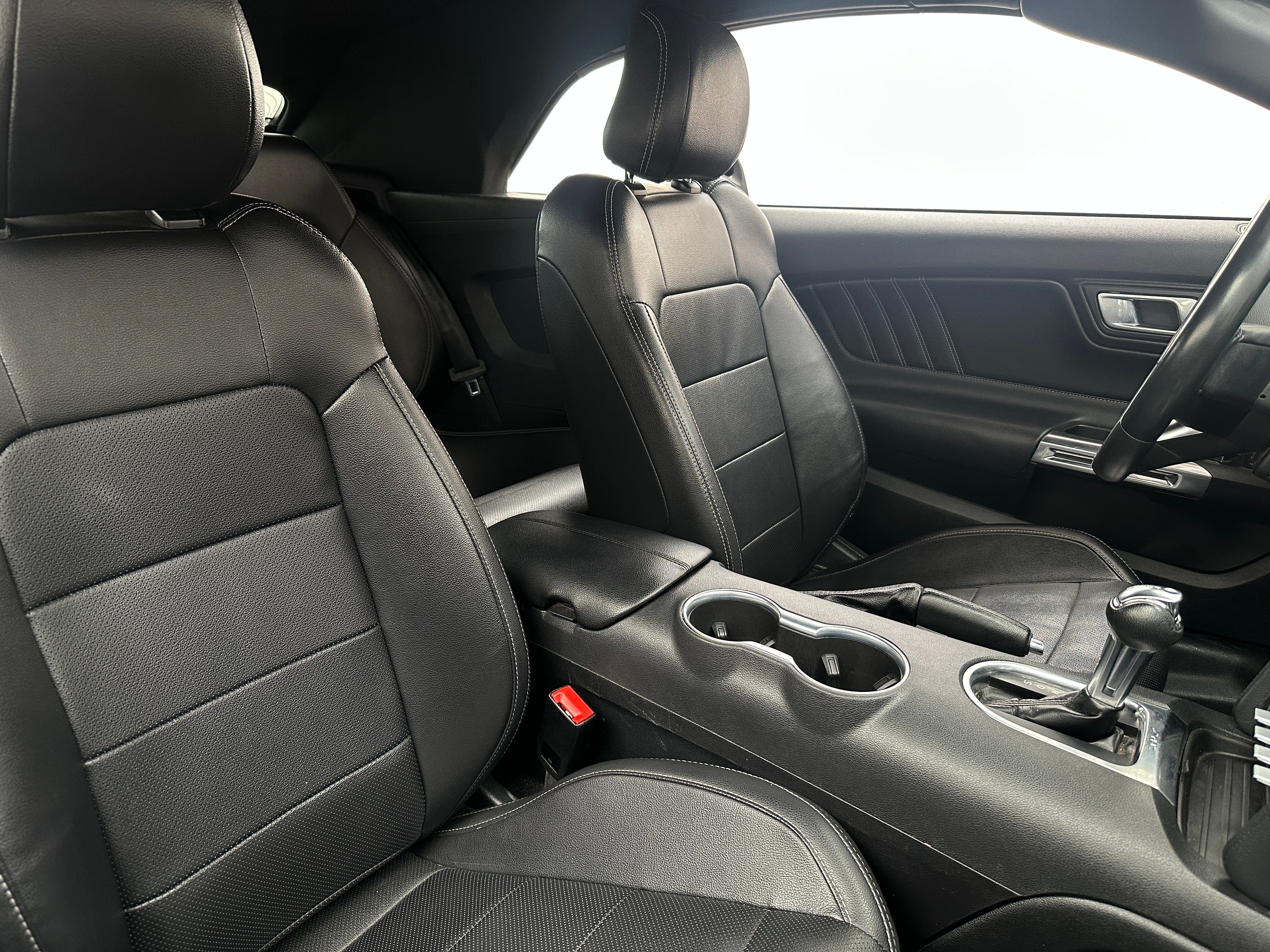 2023 Ford Mustang  2