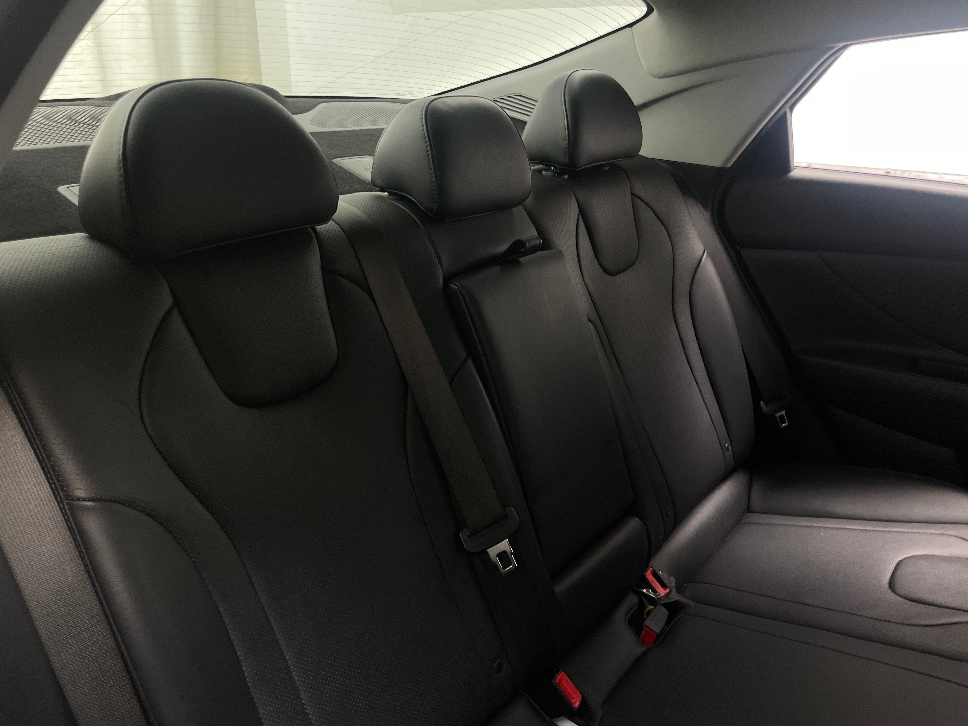 2021 Hyundai Elantra Limited Edition 5