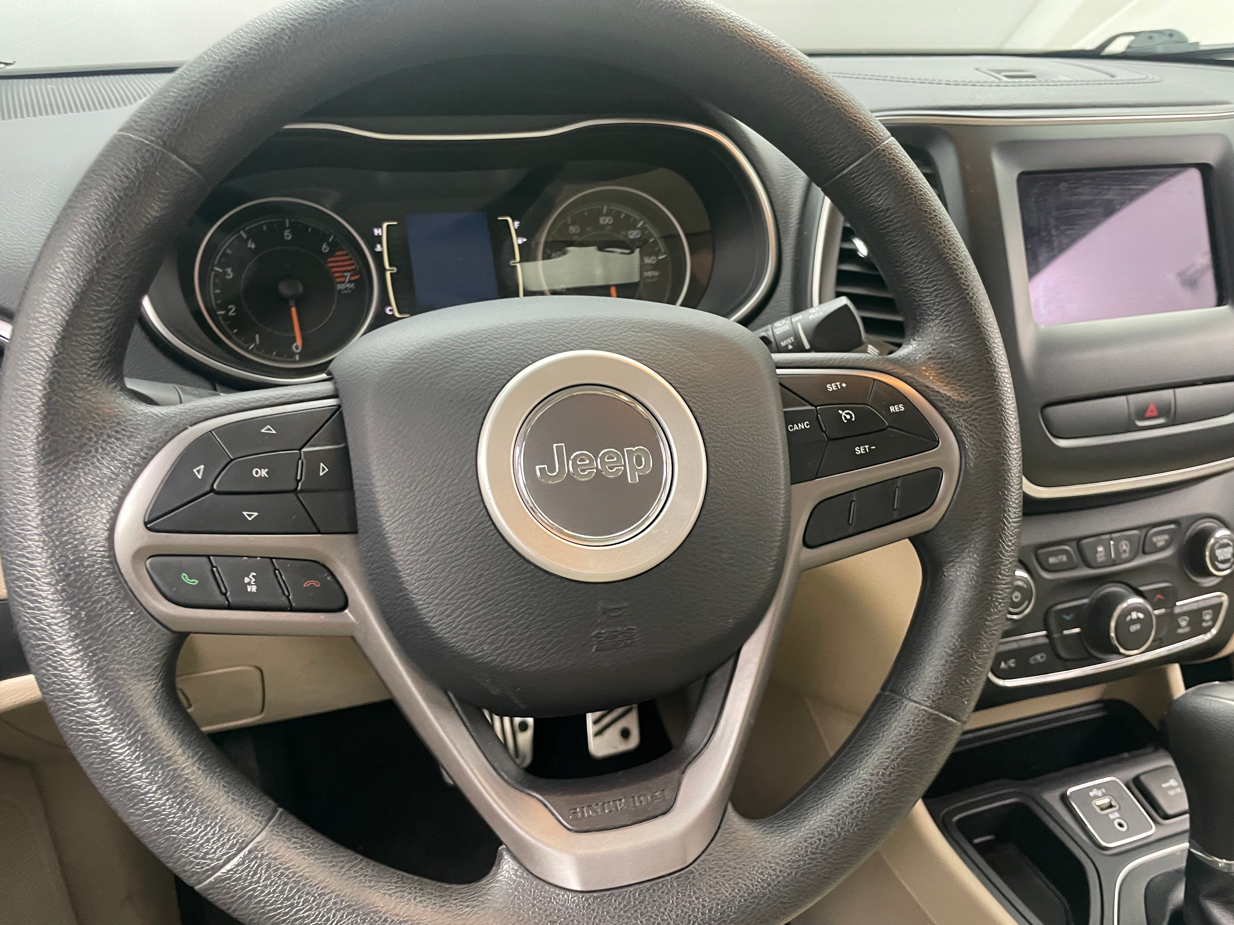 2020 Jeep Cherokee Latitude 5