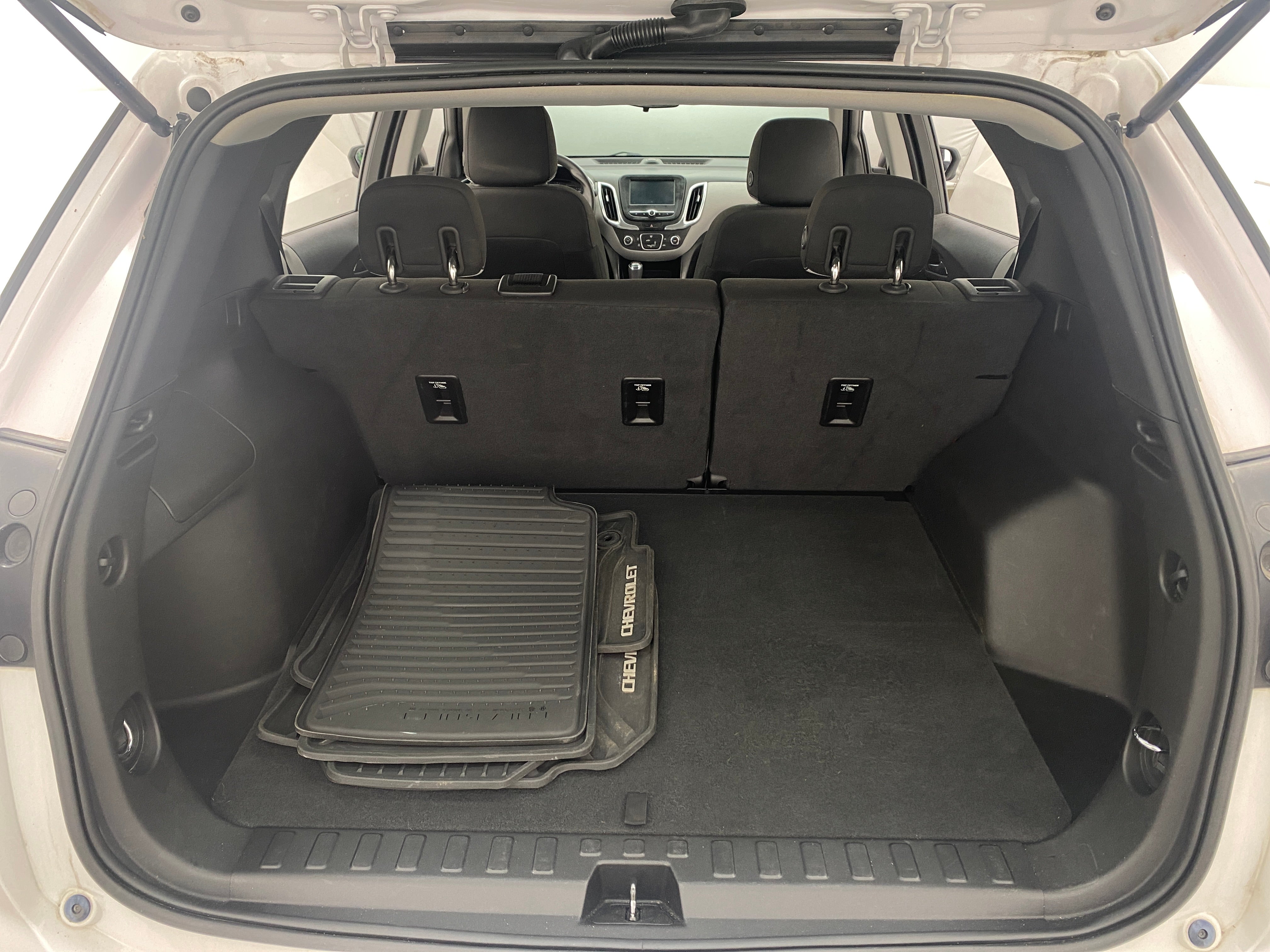 2018 Chevrolet Equinox LS 7