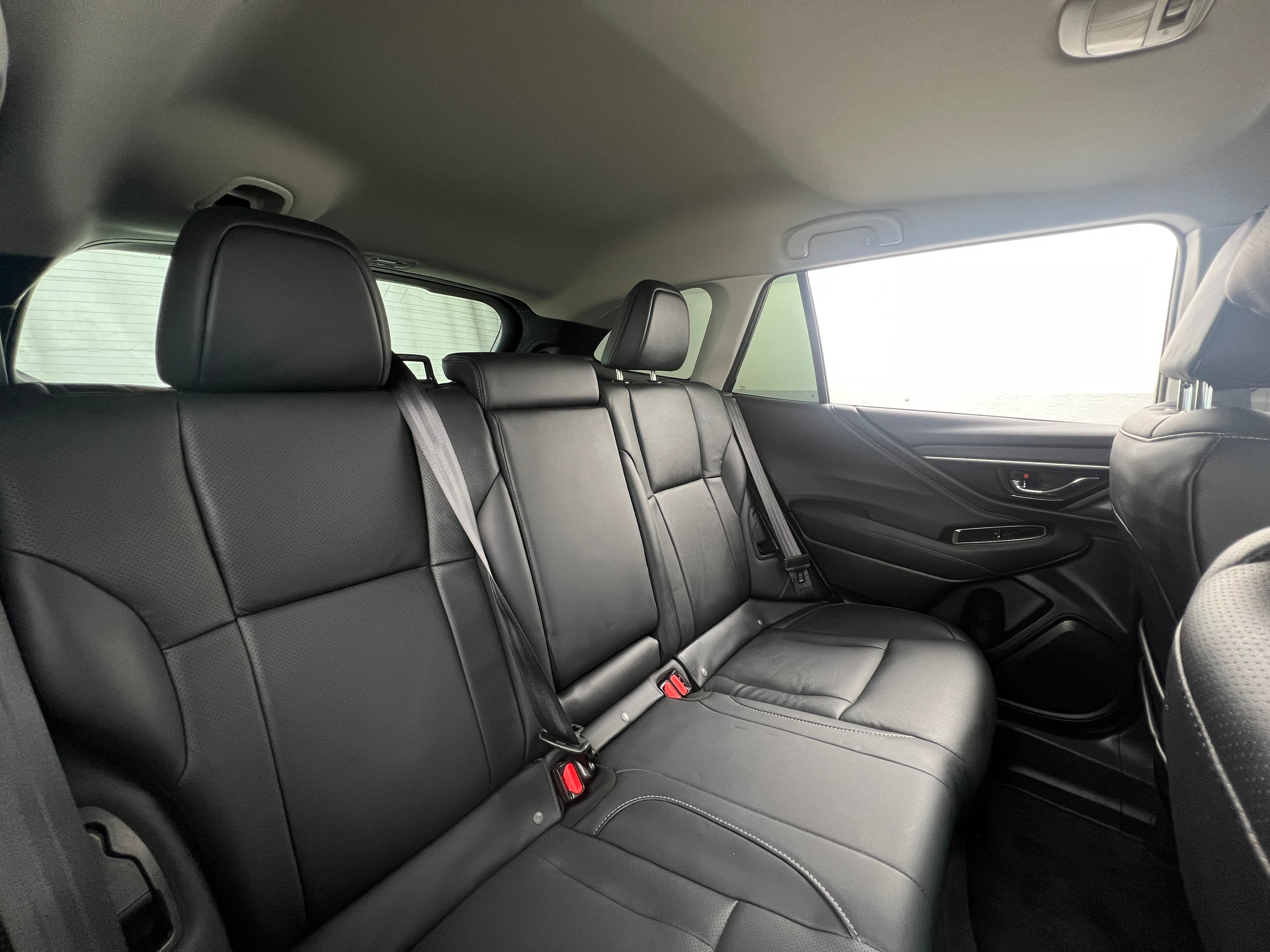 2024 Subaru Outback Touring 5