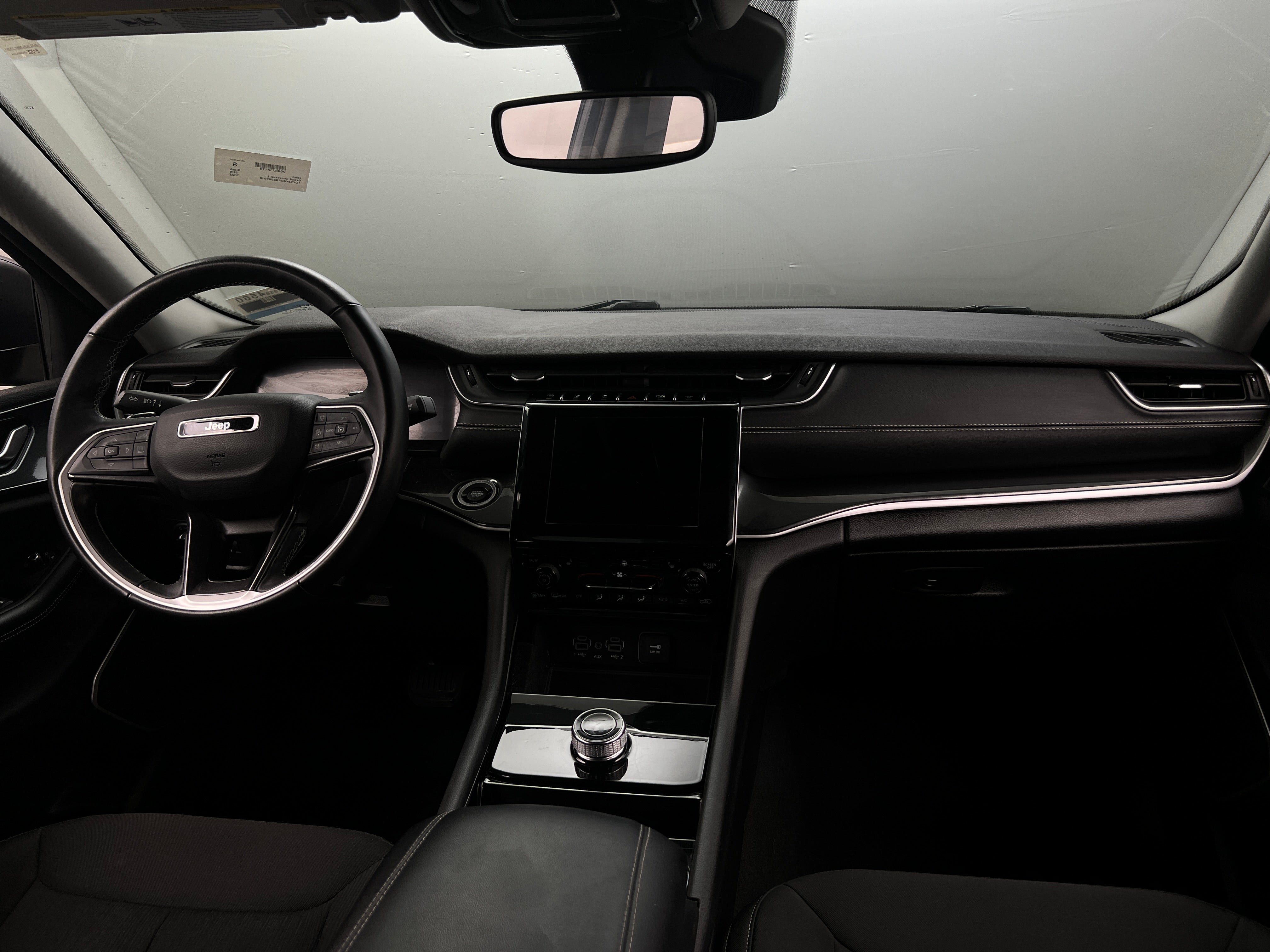 2022 Jeep Grand Cherokee L Laredo 3