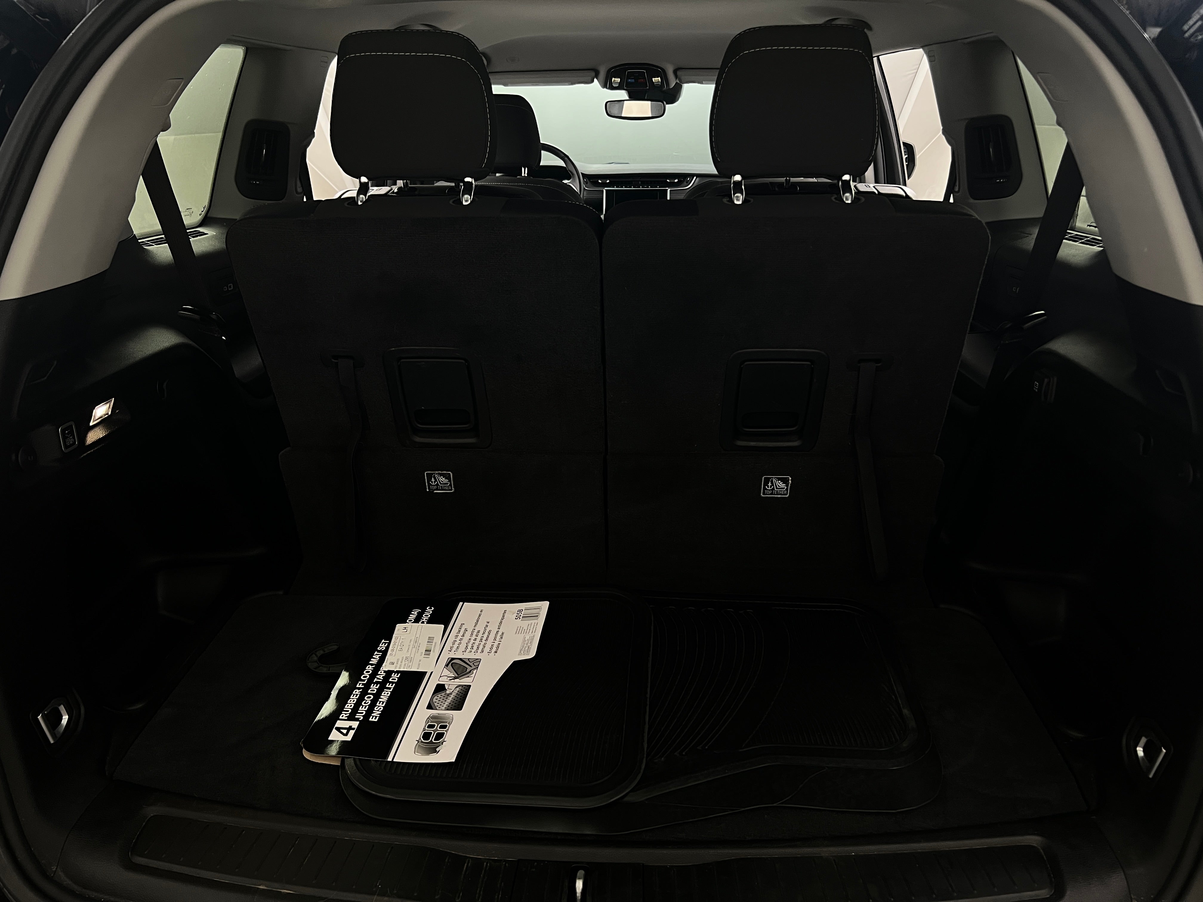 2022 Jeep Grand Cherokee L Laredo 7