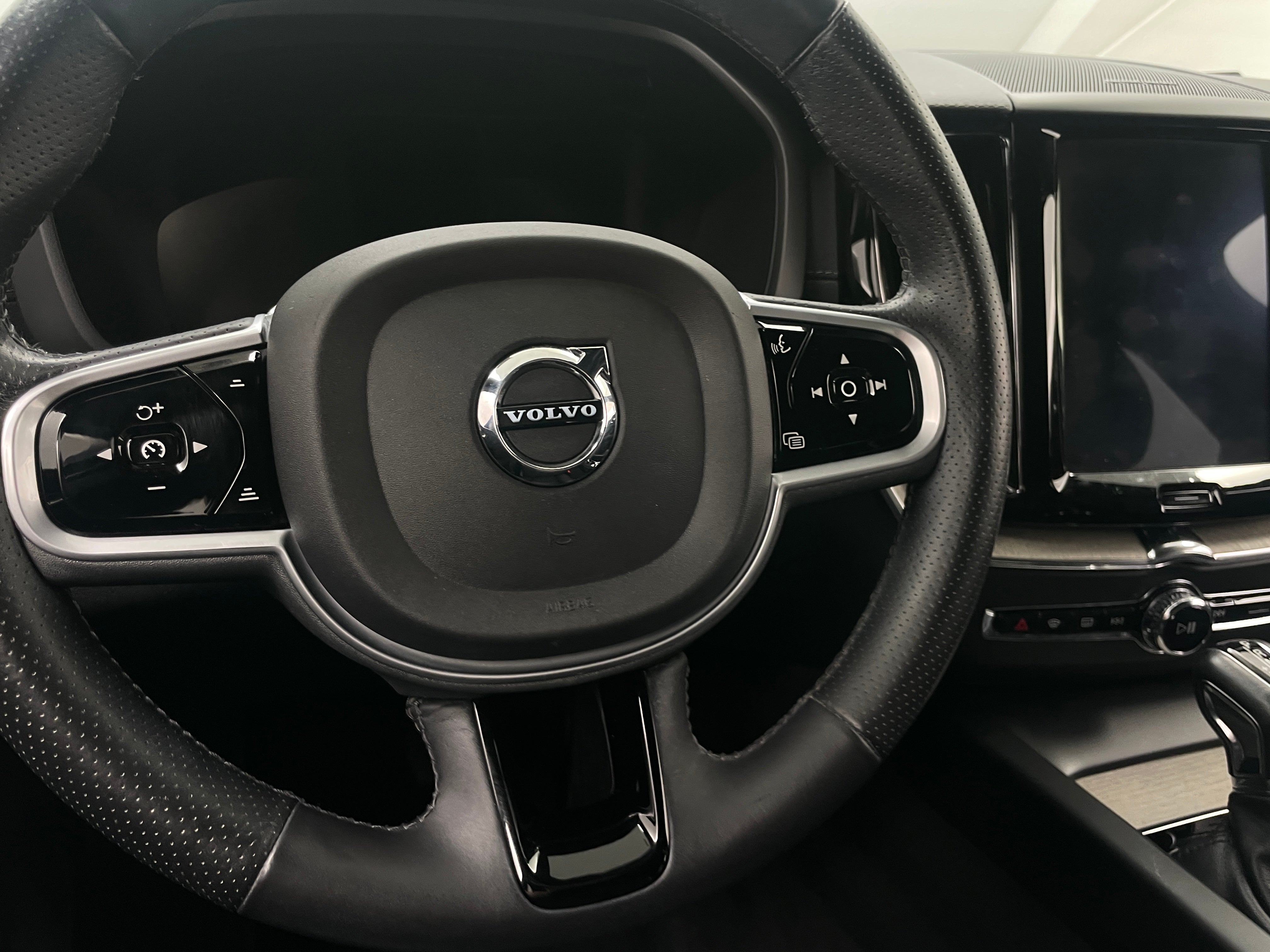 2019 Volvo XC60 T6 Inscription 4