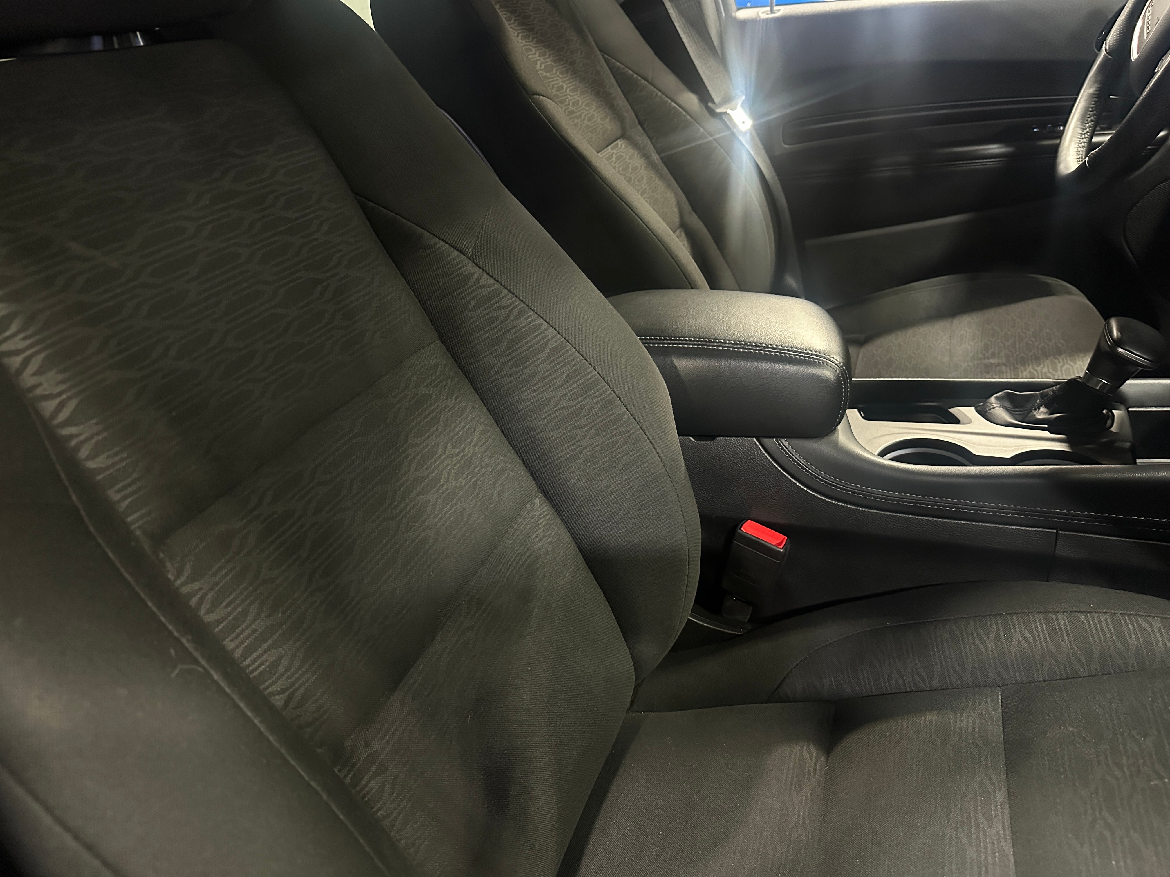 2023 Dodge Durango SXT 2
