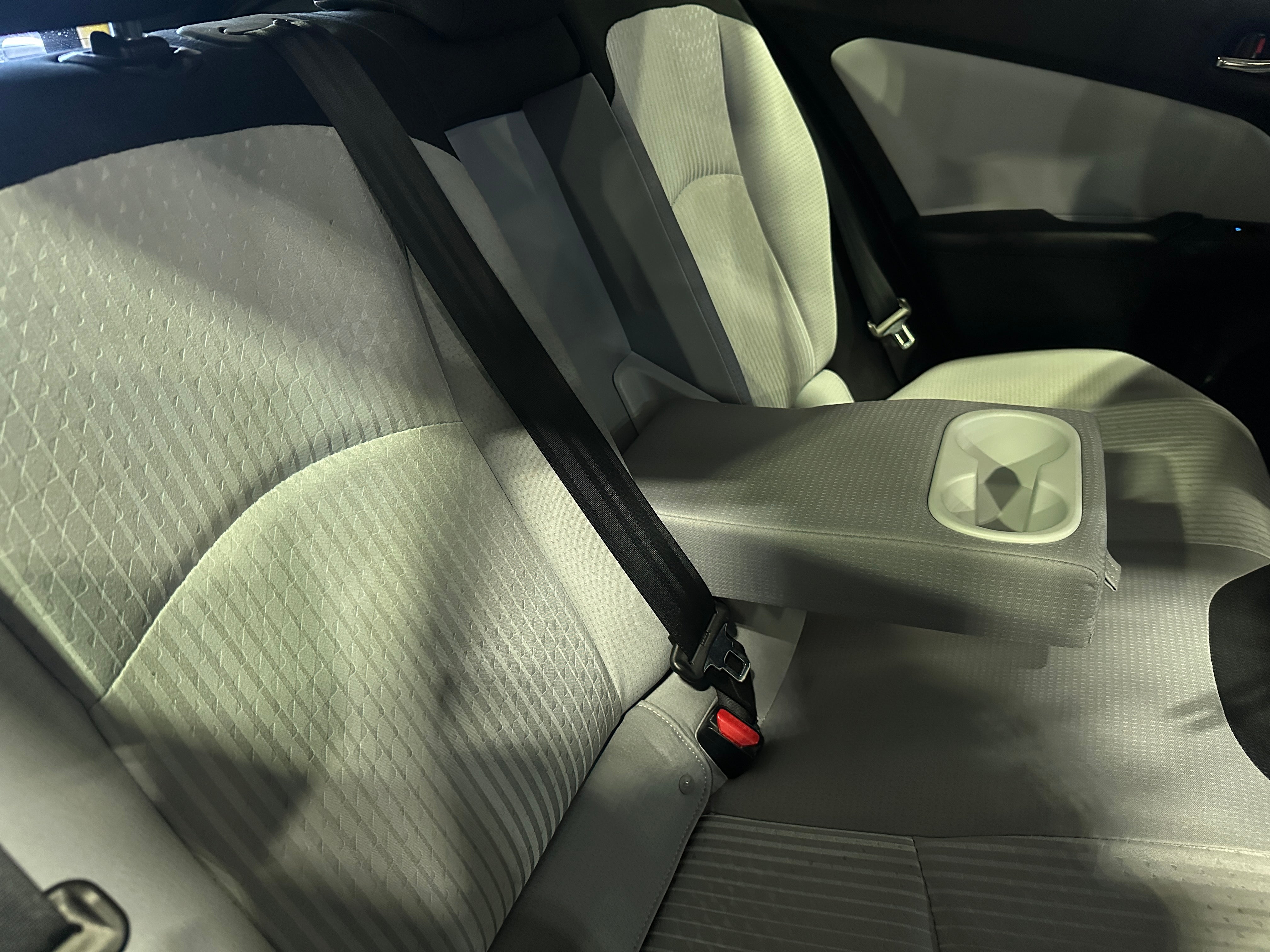 2017 Toyota Prius Two 6