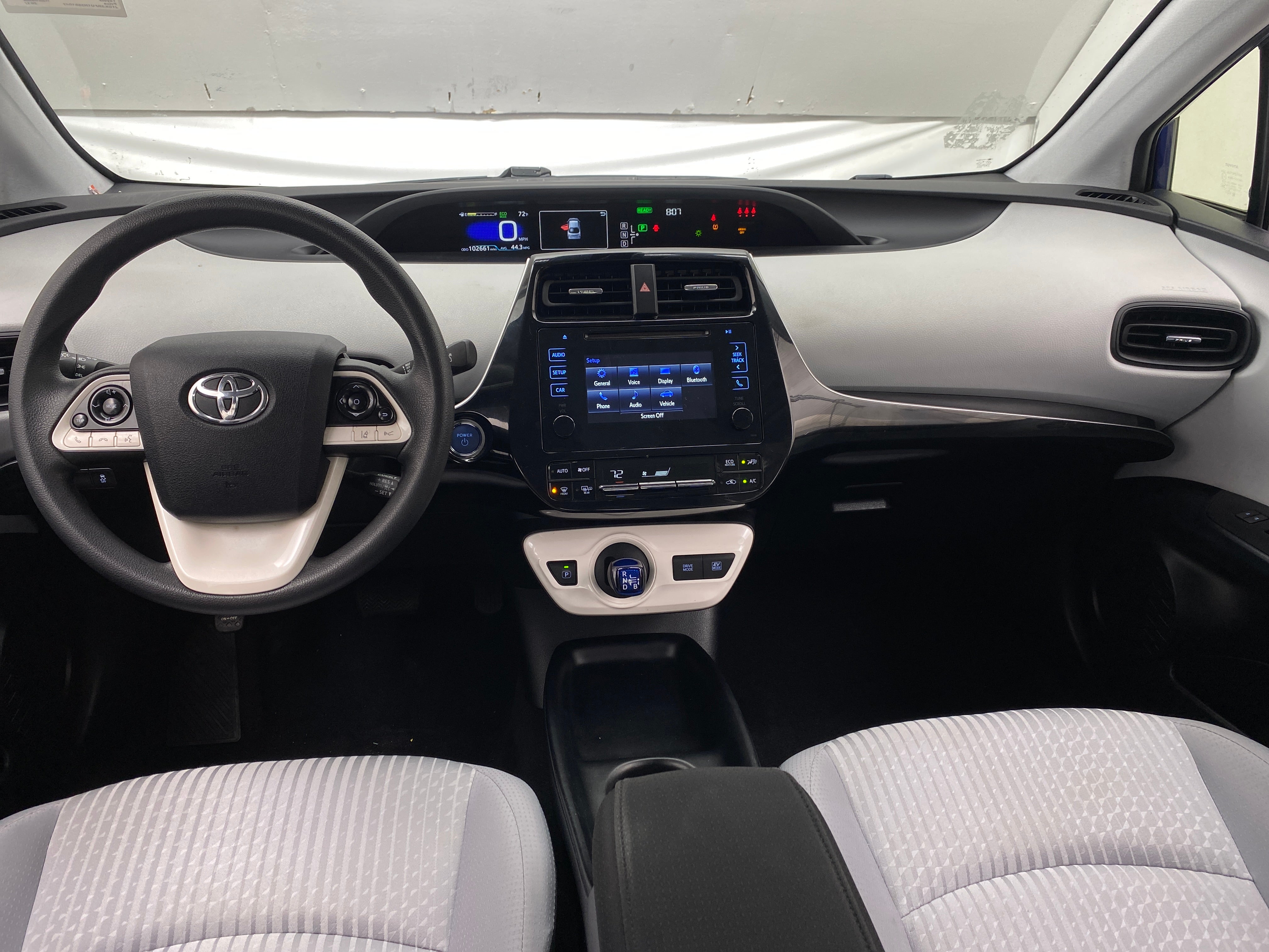 2017 Toyota Prius Two 3