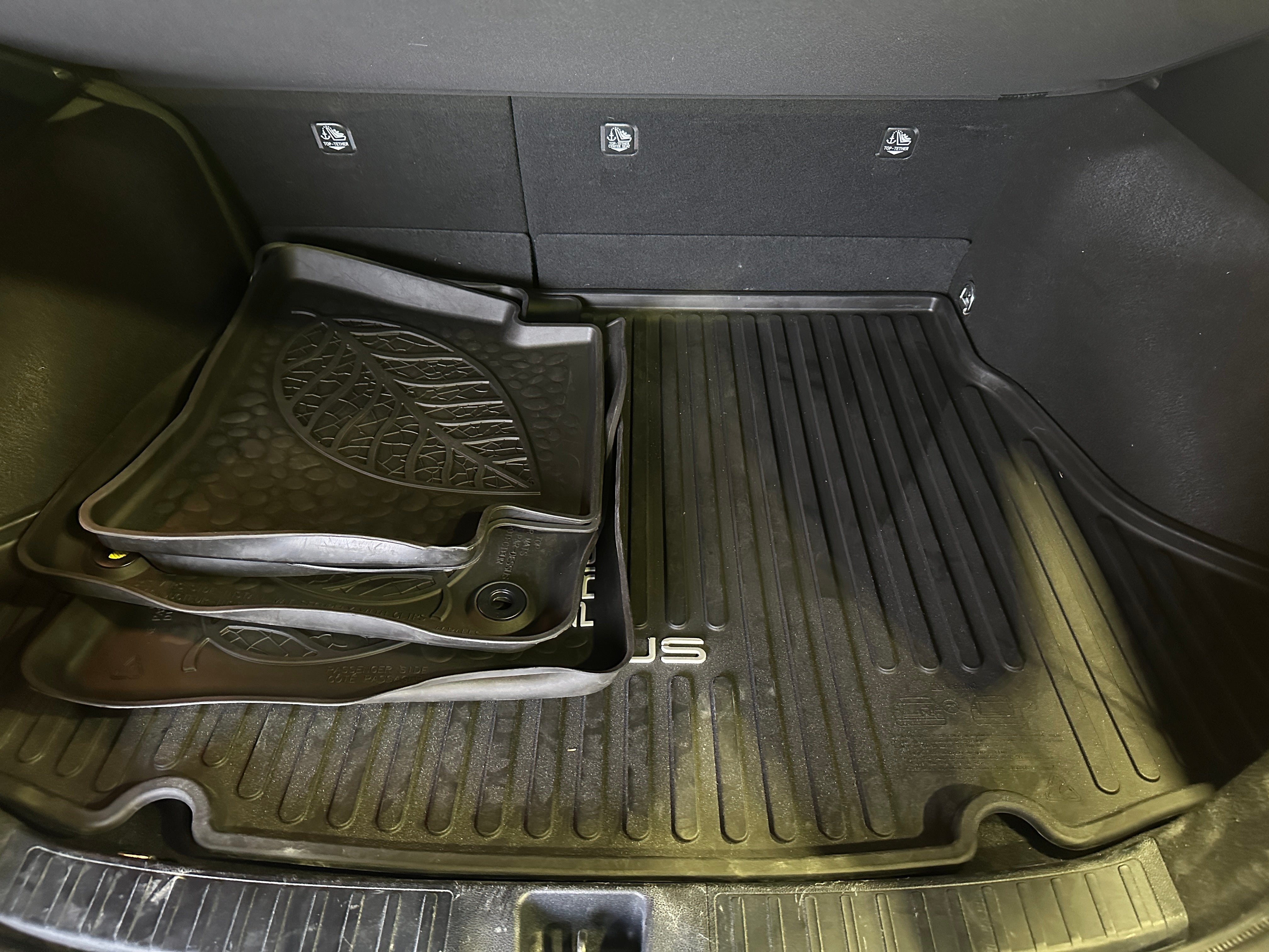 2017 Toyota Prius Two 7