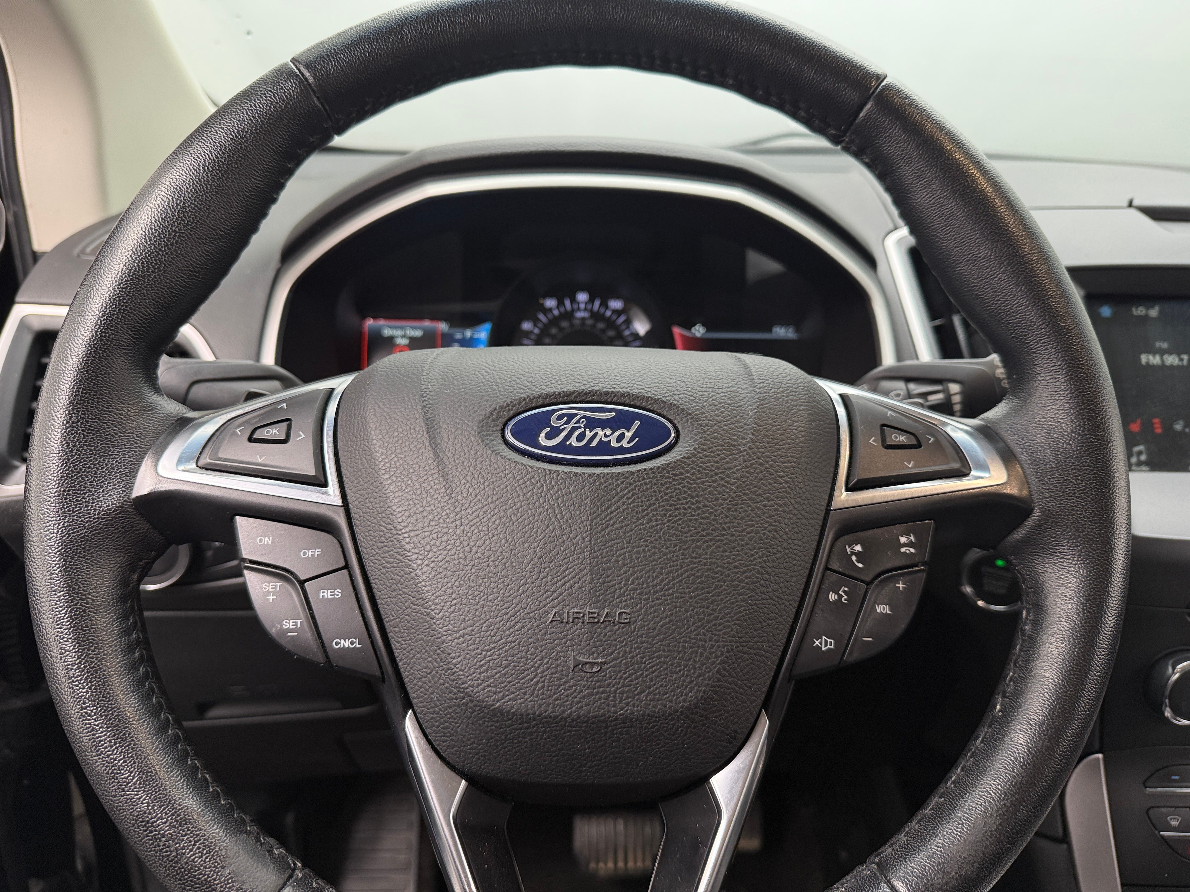 2018 Ford Edge SEL 4