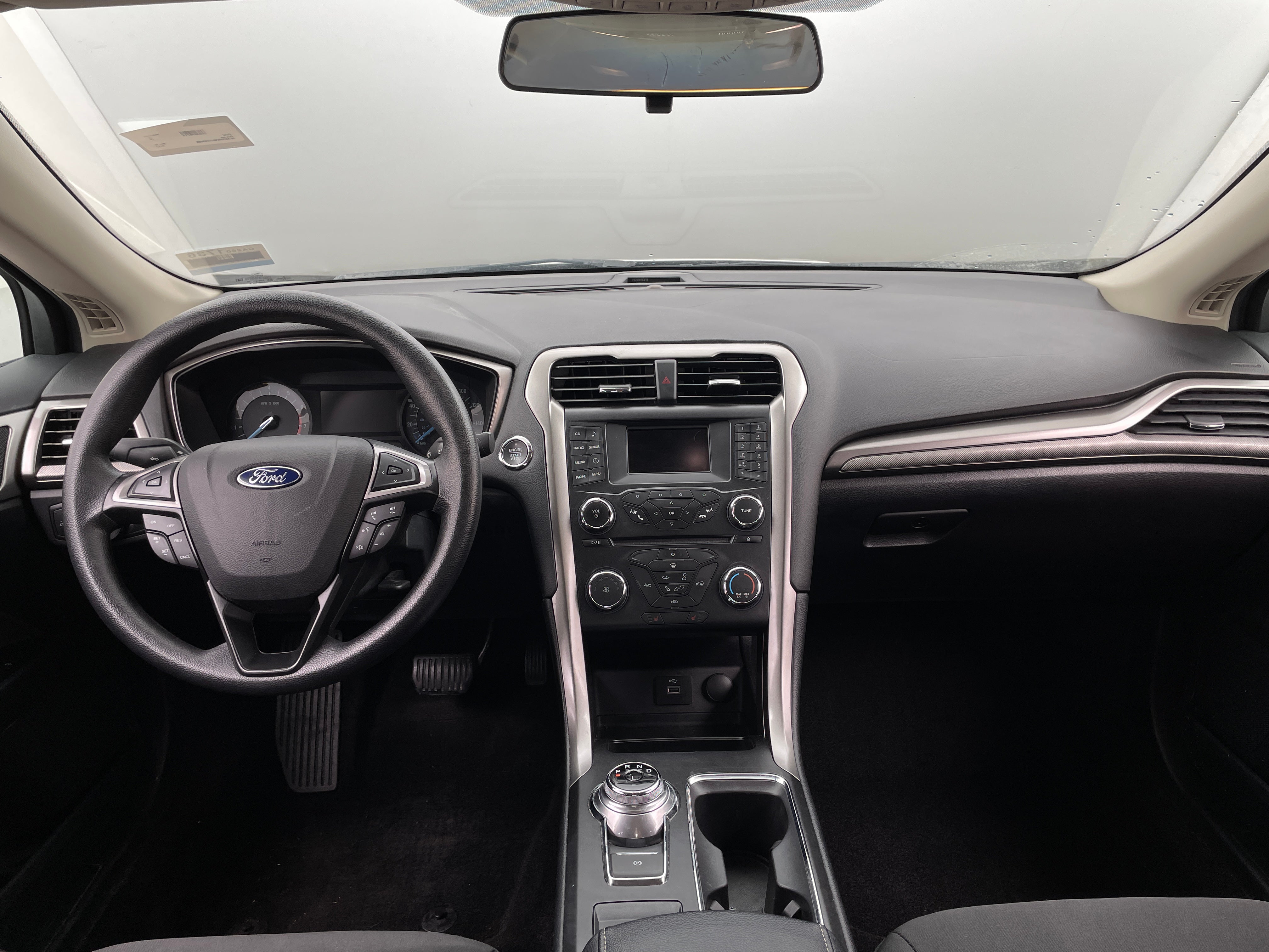 2017 Ford Fusion SE 3