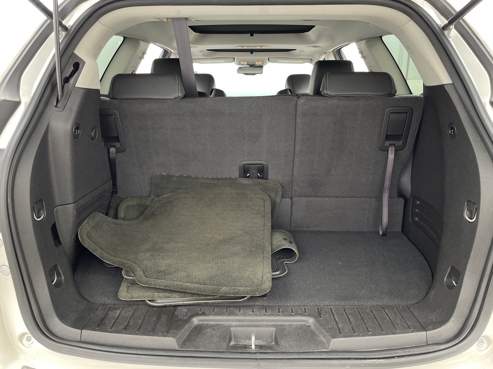 Thumbnail: 2014 Chevrolet Traverse - 6
