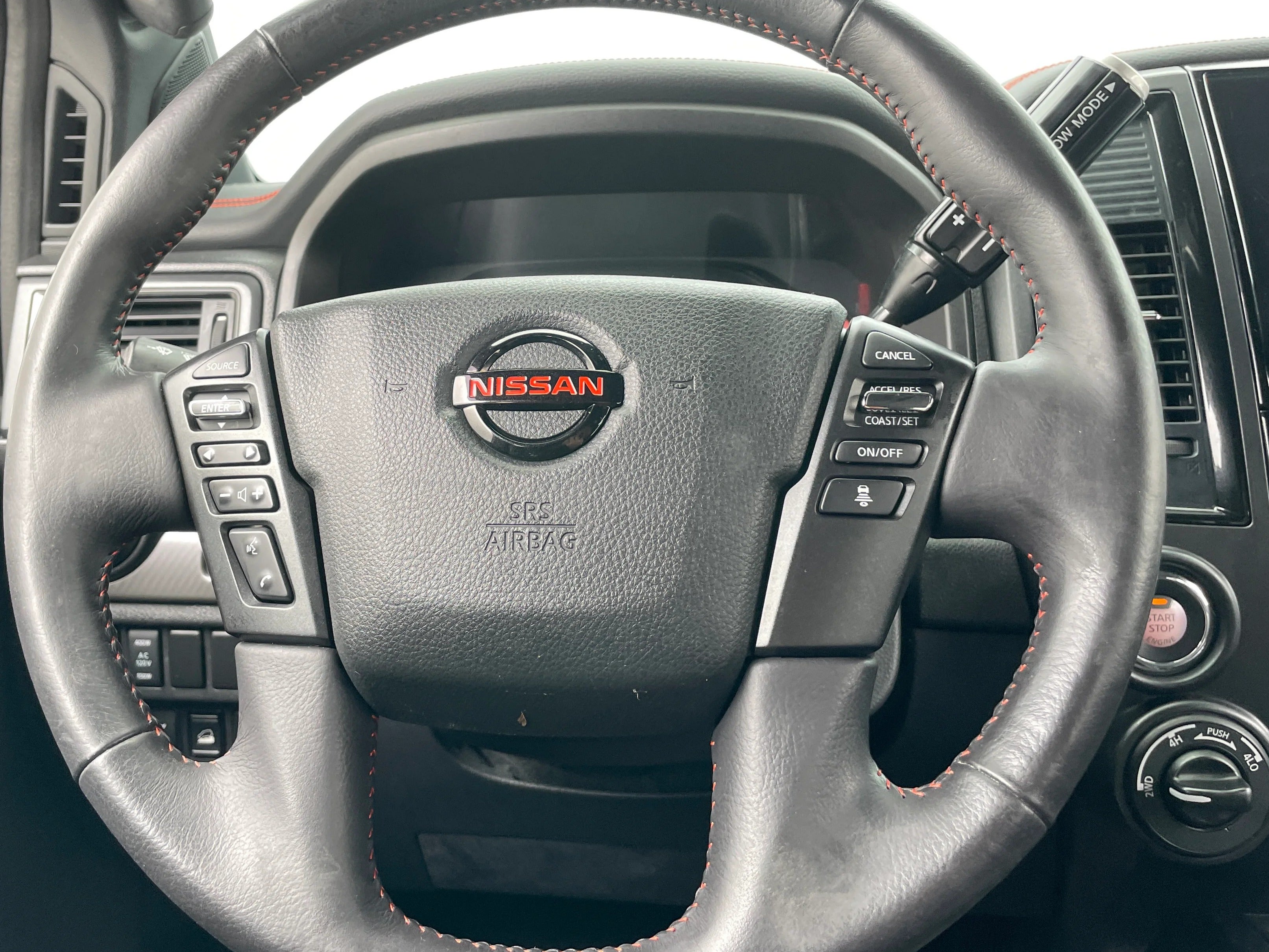 2021 Nissan Titan PRO-4X 4