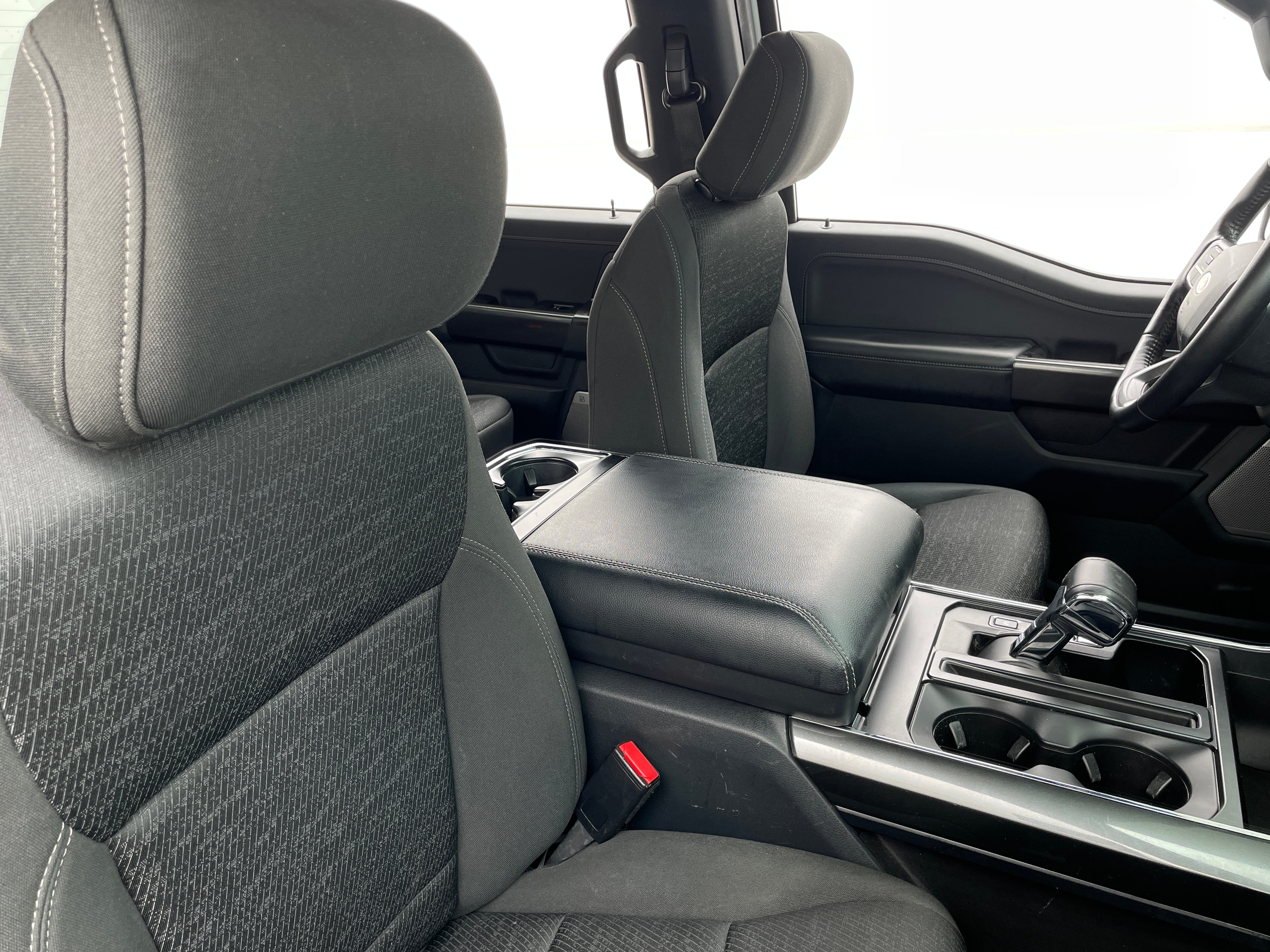 2021 Ford Econoline E-150 2