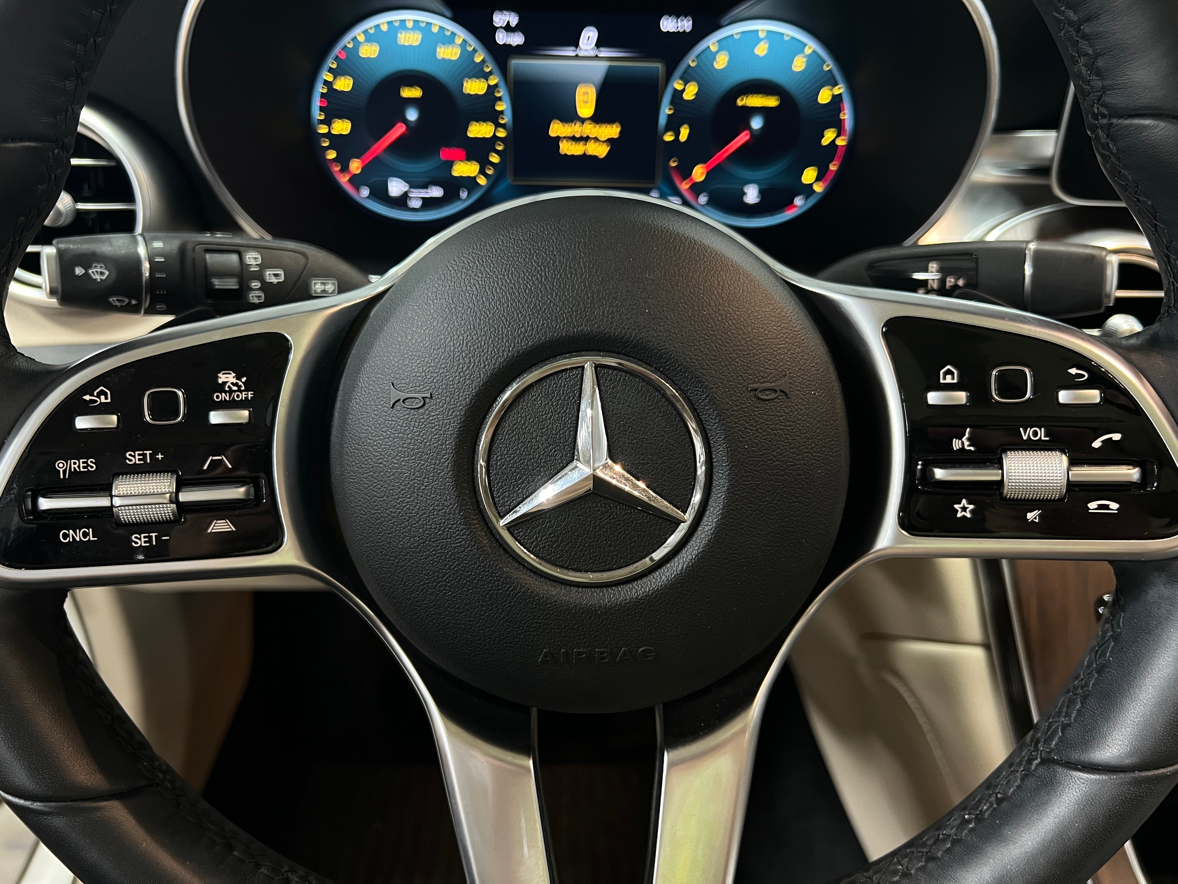 2020 Mercedes-Benz GLC 300 4