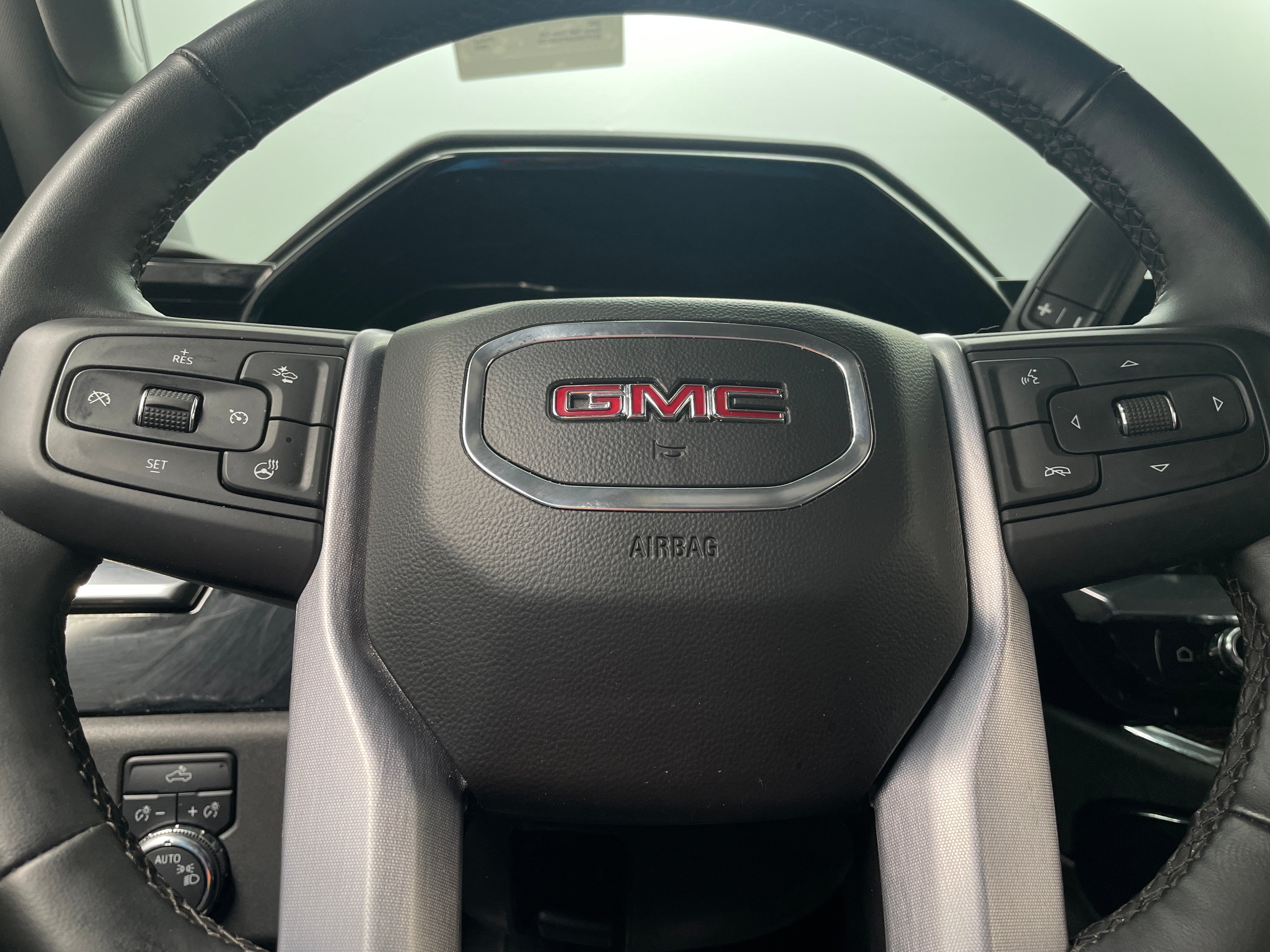 2023 GMC Sierra 1500 SLE 5