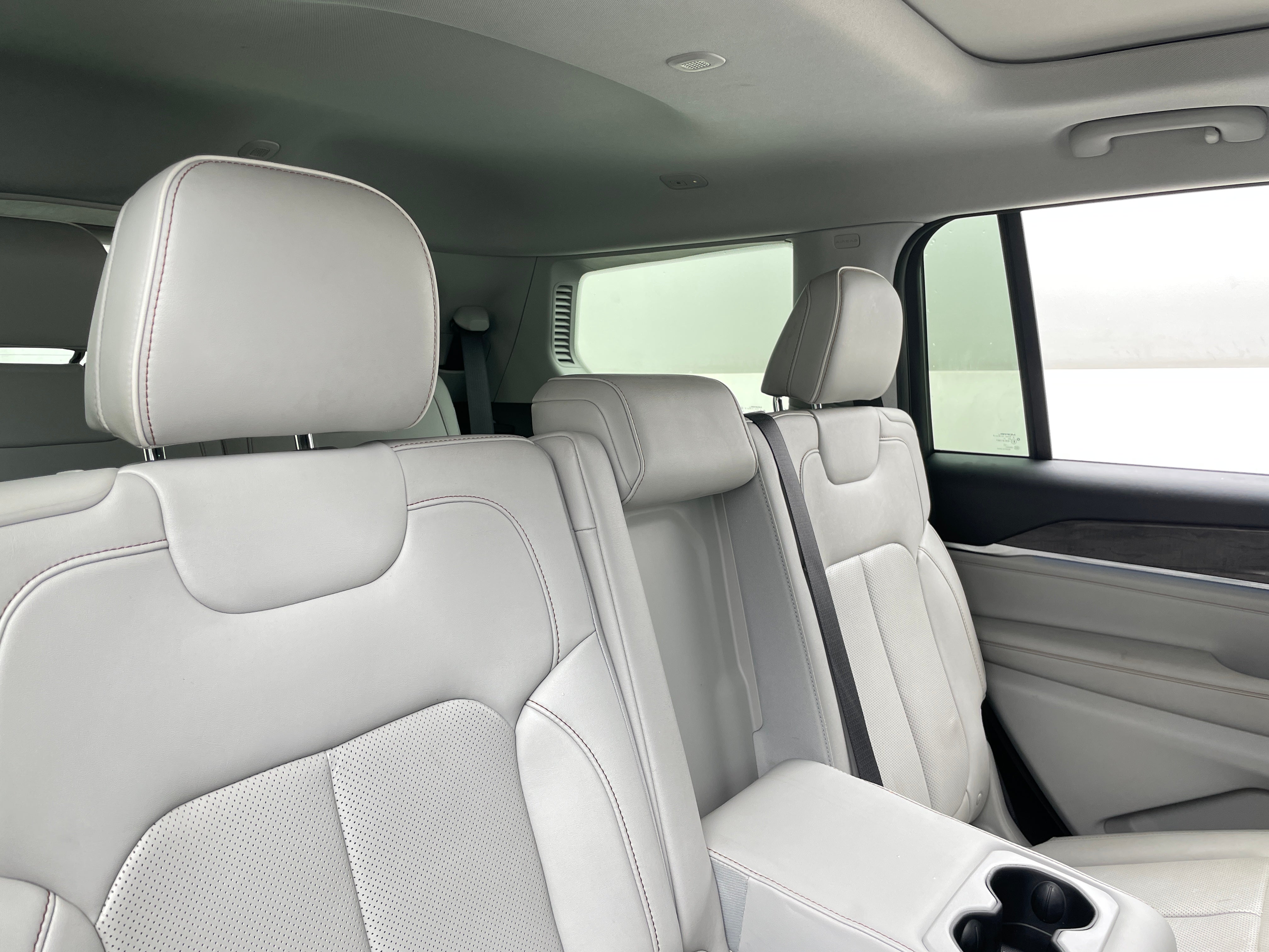 2021 Jeep Grand Cherokee L Overland 5