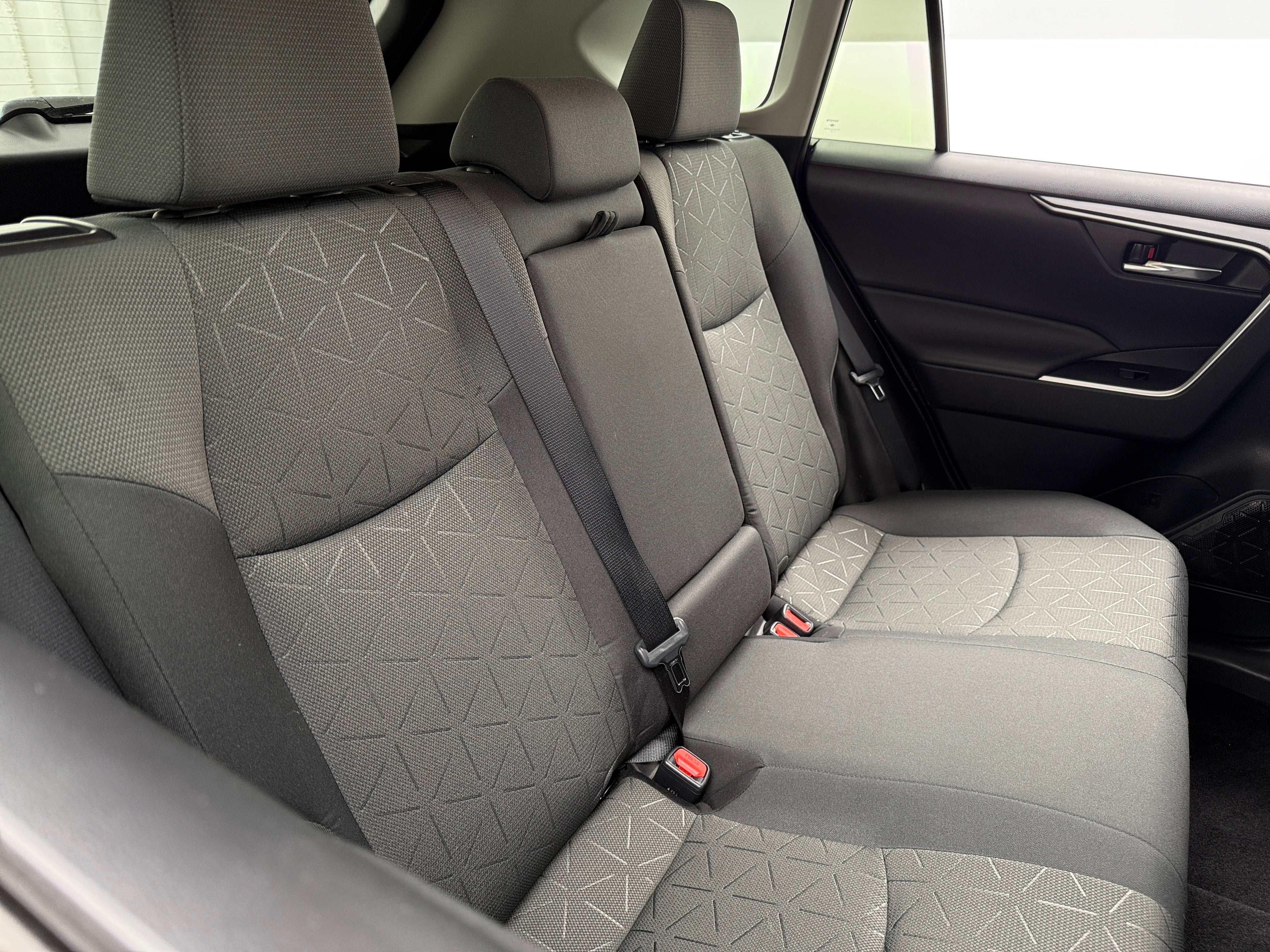 2021 Toyota RAV4 XLE 6