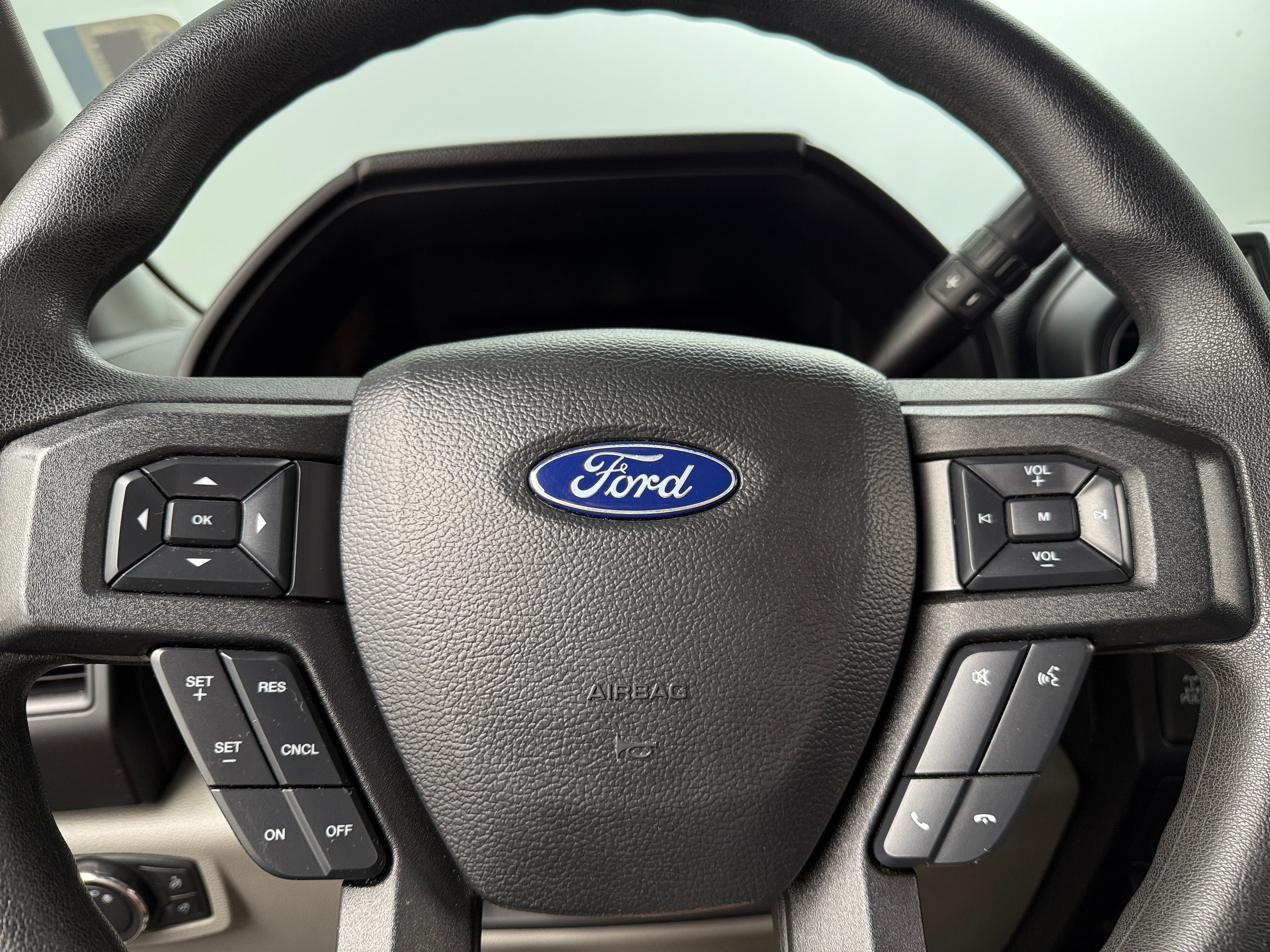 2018 Ford Econoline E-150 5