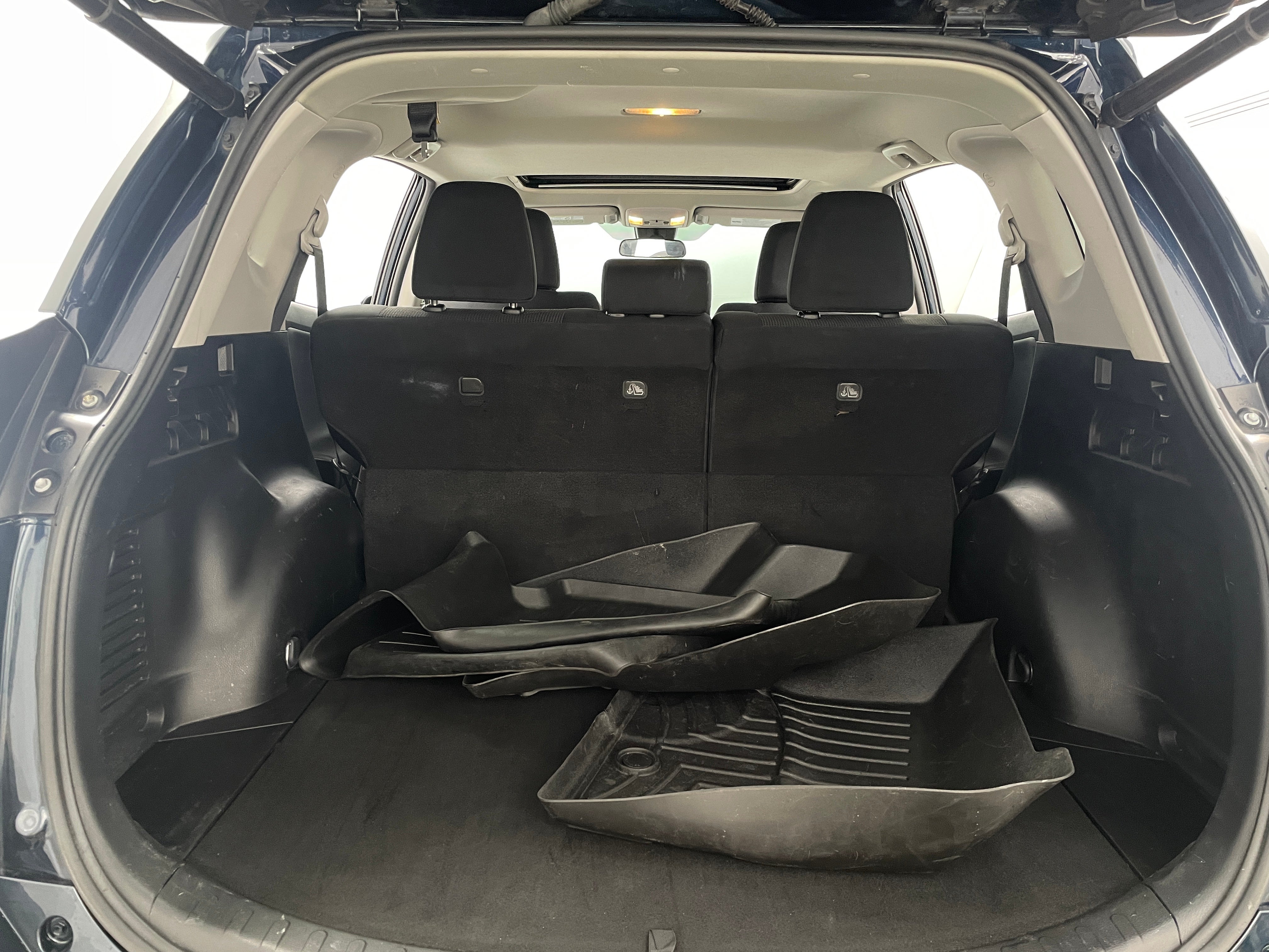 2017 Toyota RAV4 XLE 7
