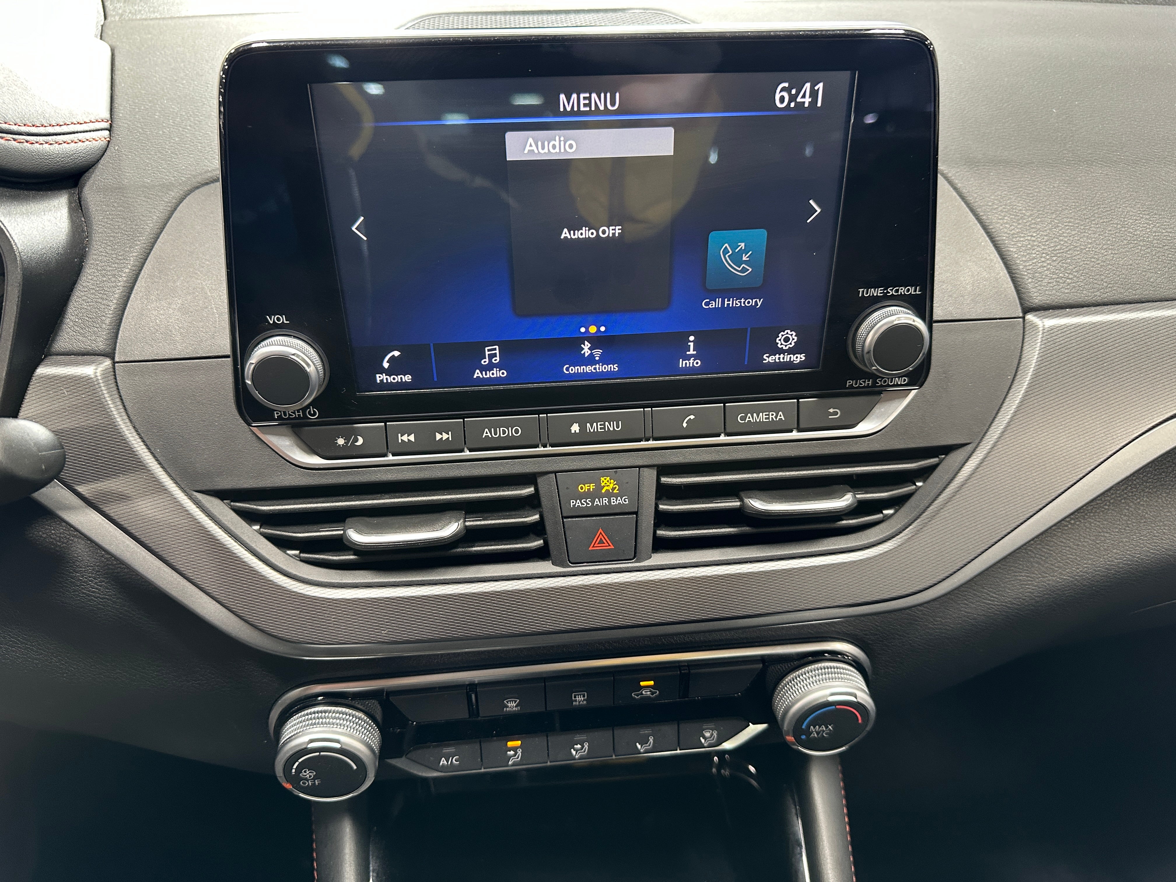2024 Nissan Altima SR 4