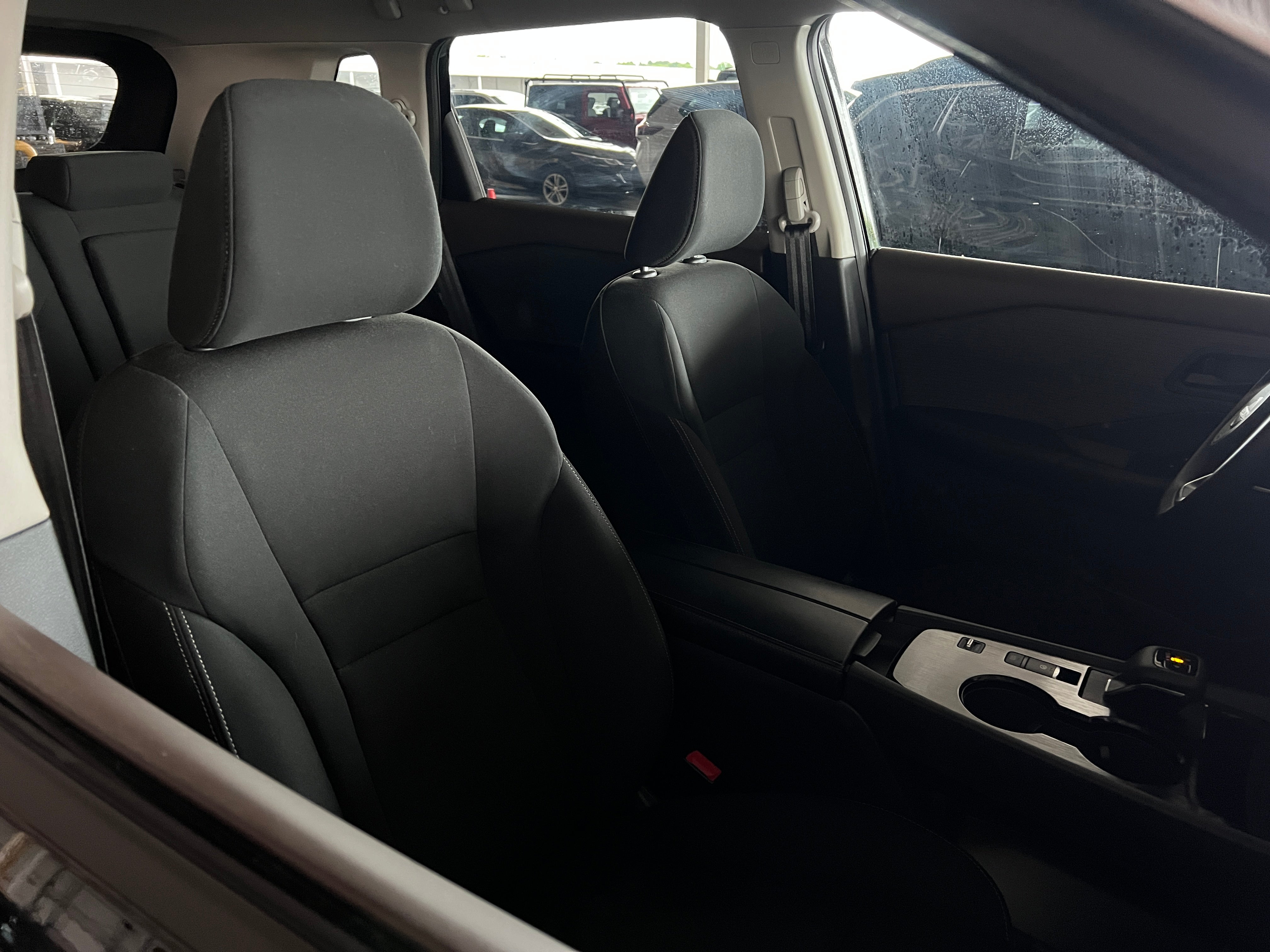 2023 Nissan Rogue S 2