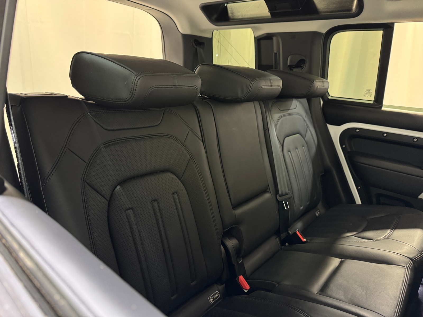 Thumbnail: 2020 Land Rover Defender - 5