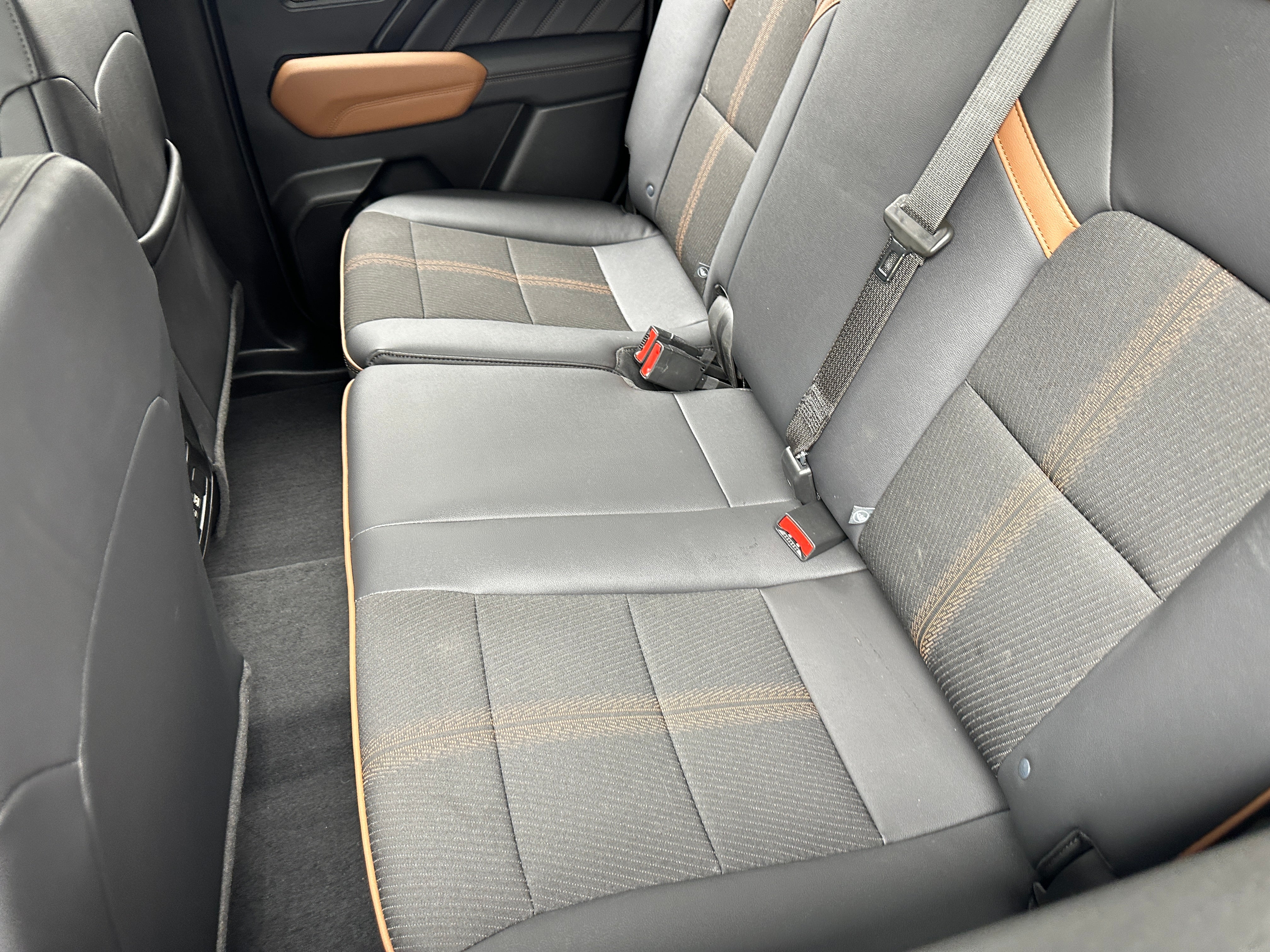 2024 GMC Canyon AT4 6