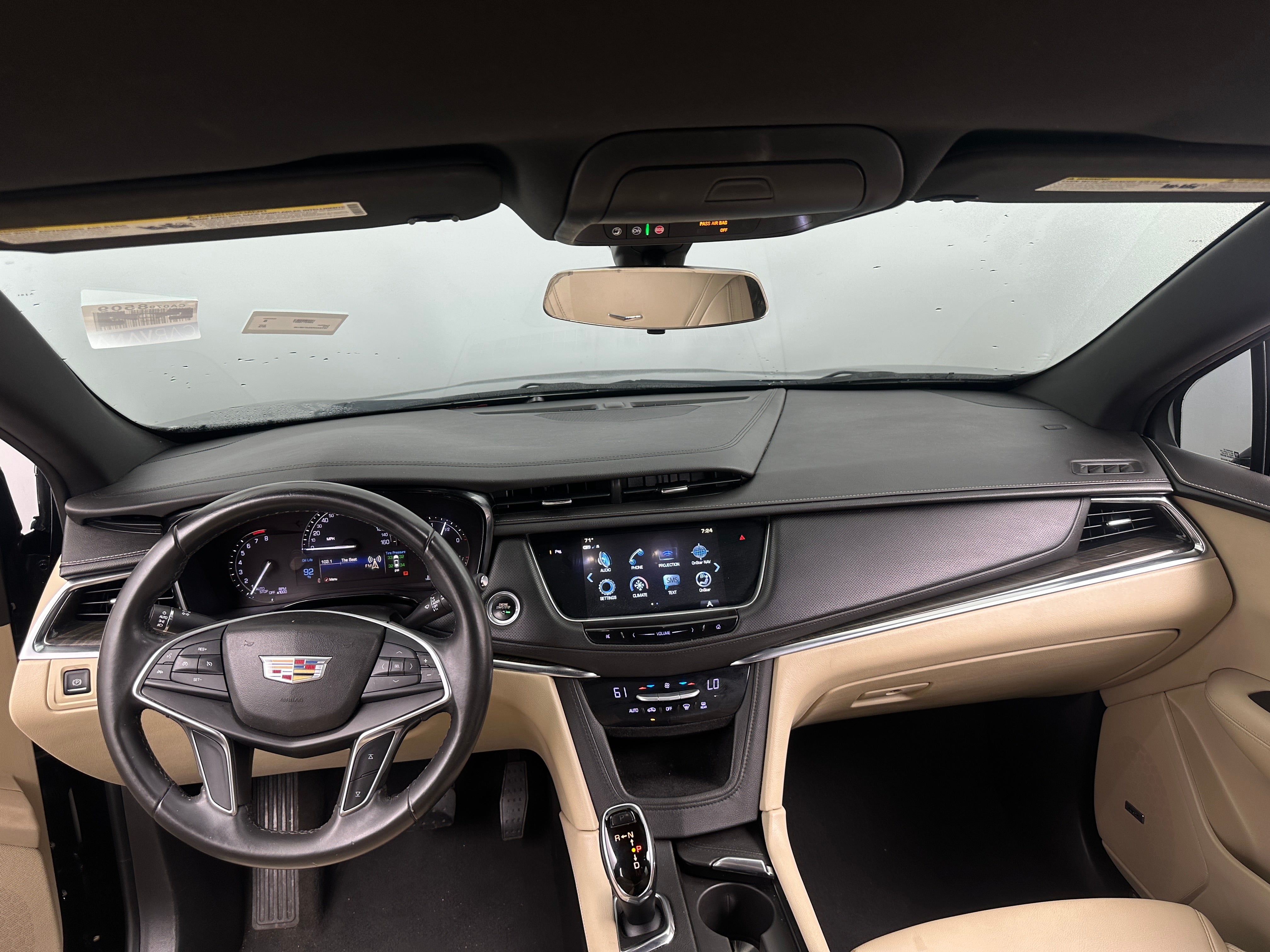 2018 Cadillac XT5 Base 2