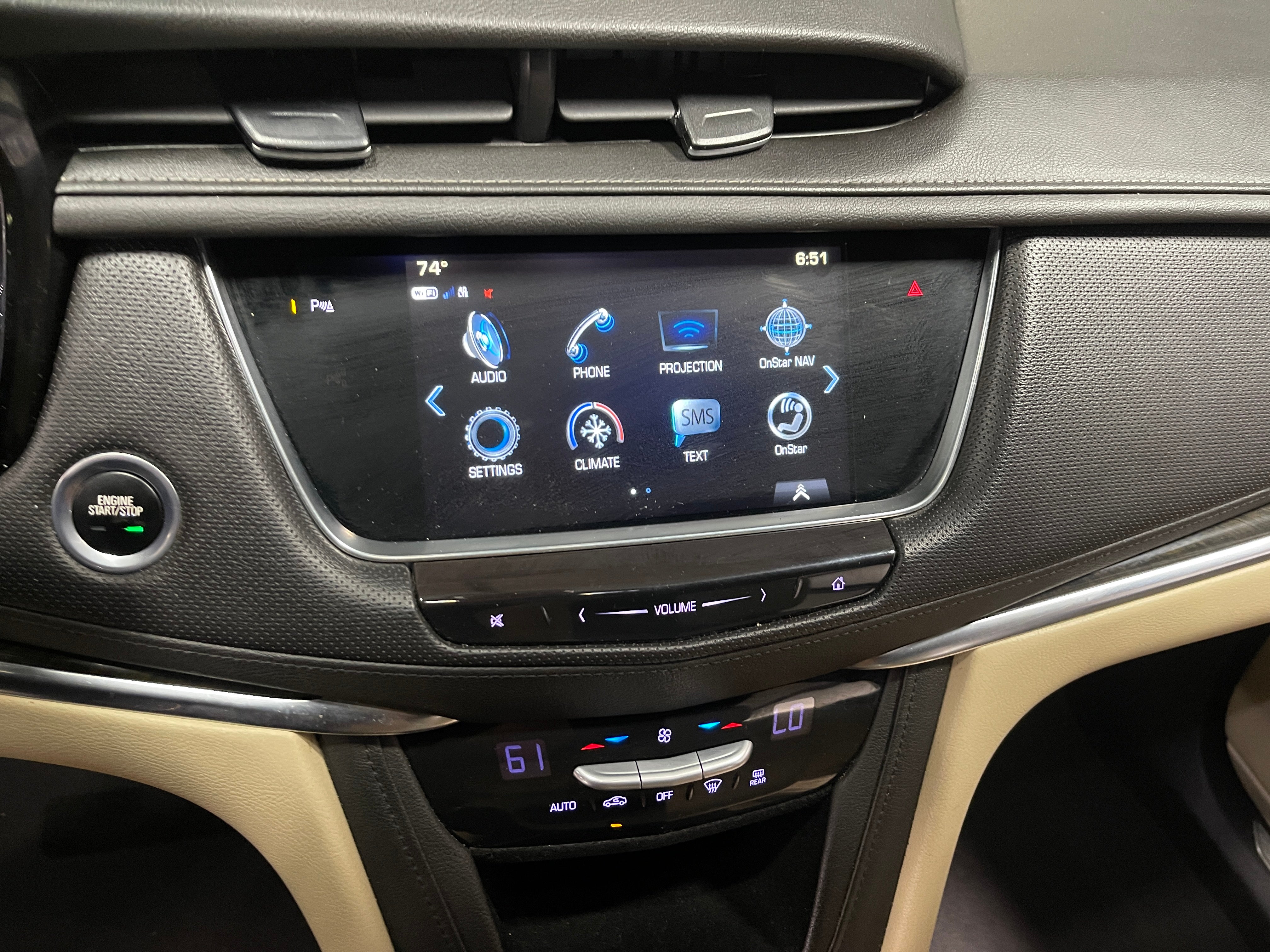 2018 Cadillac XT5 Base 3