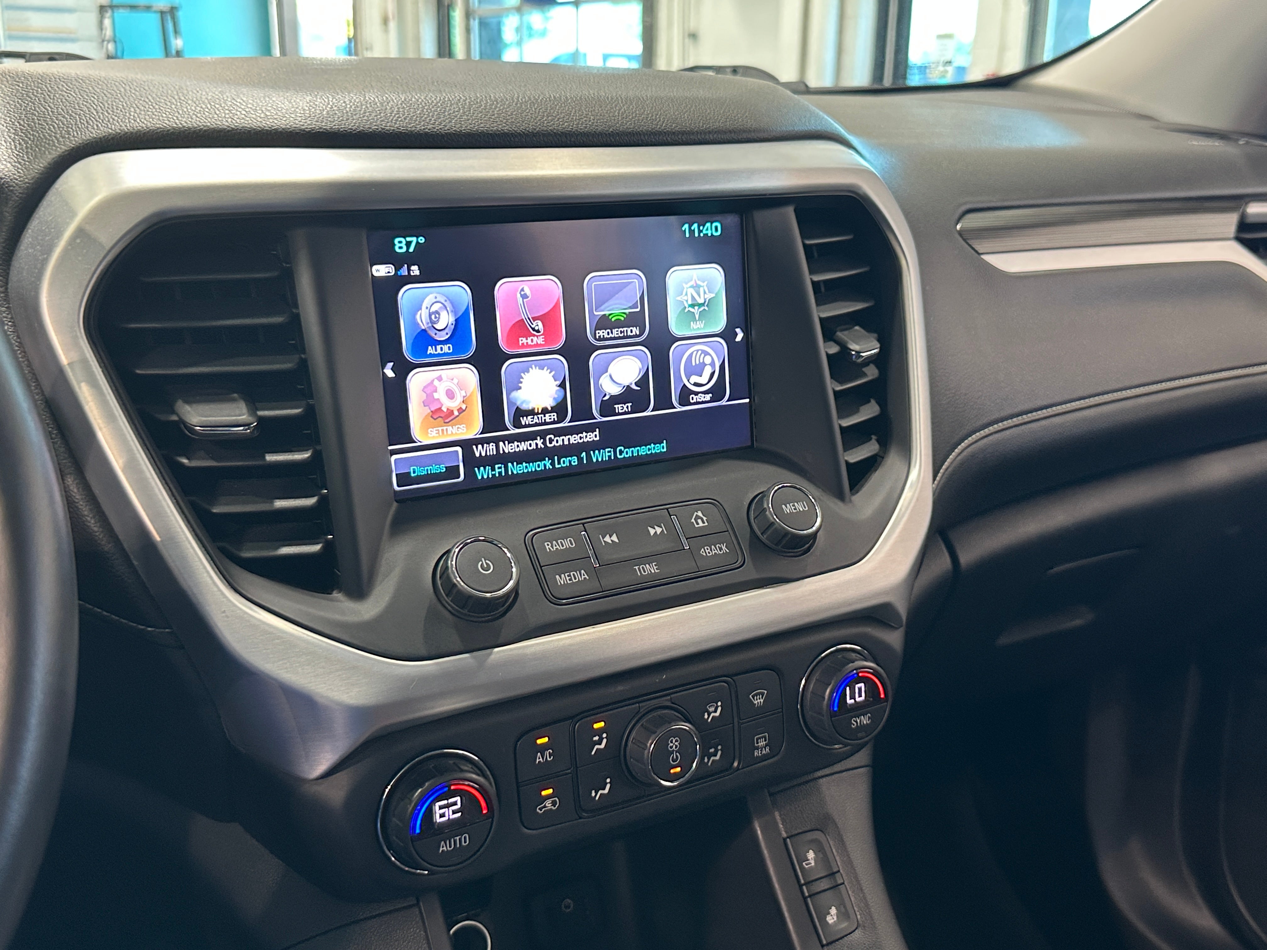 2017 GMC Acadia SLT 3