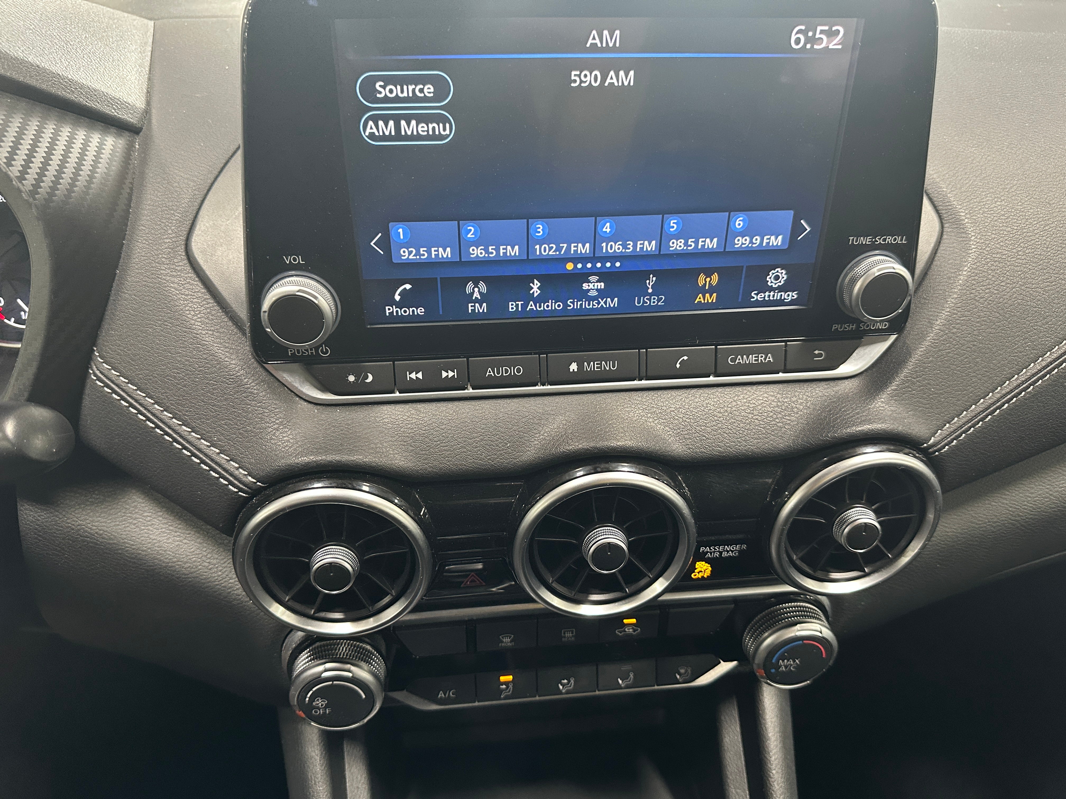2023 Nissan Sentra SV 4