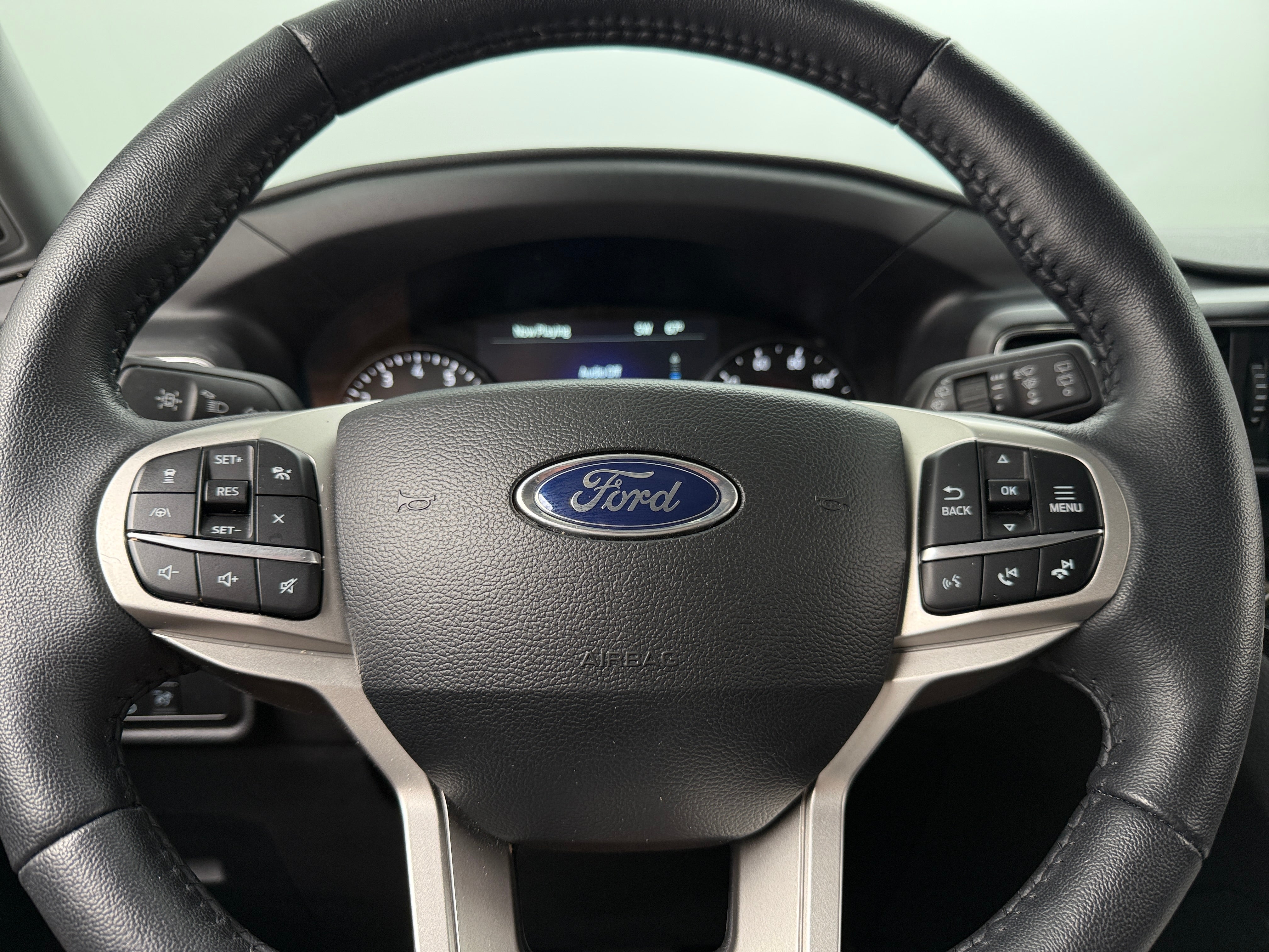 2024 Ford Explorer Limited 4