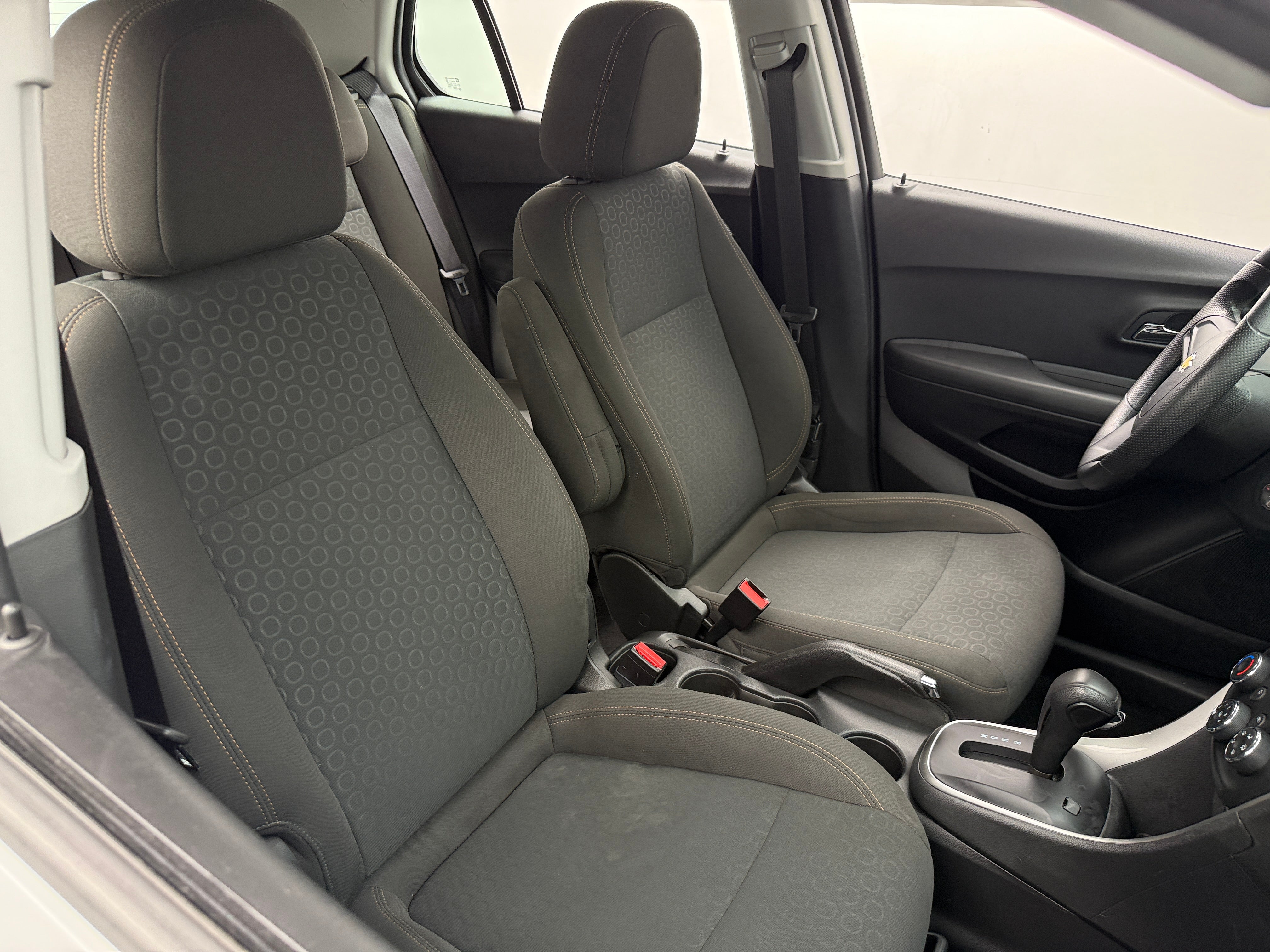 2018 Chevrolet Trax LS 2