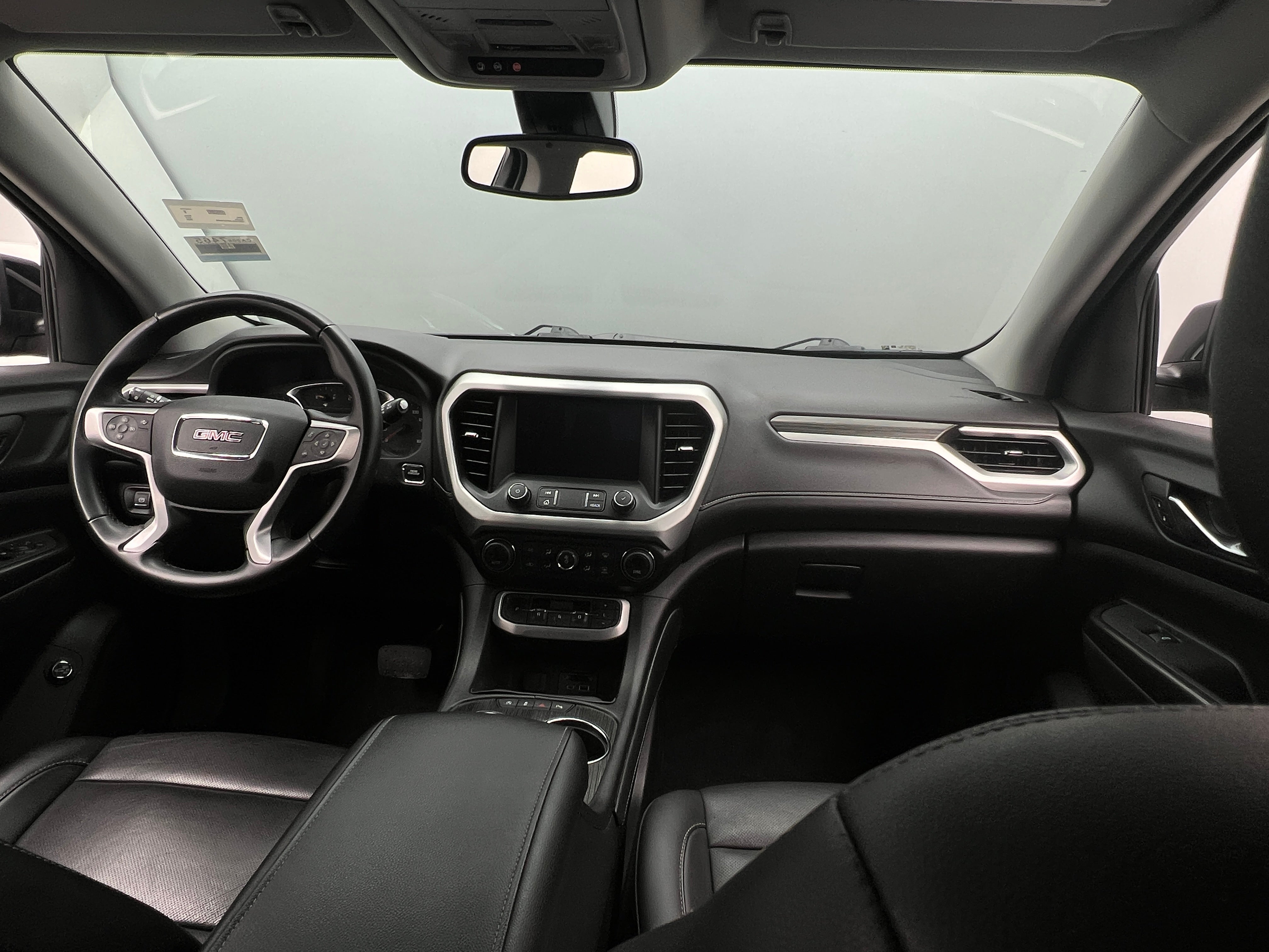 2023 GMC Acadia SLT 2